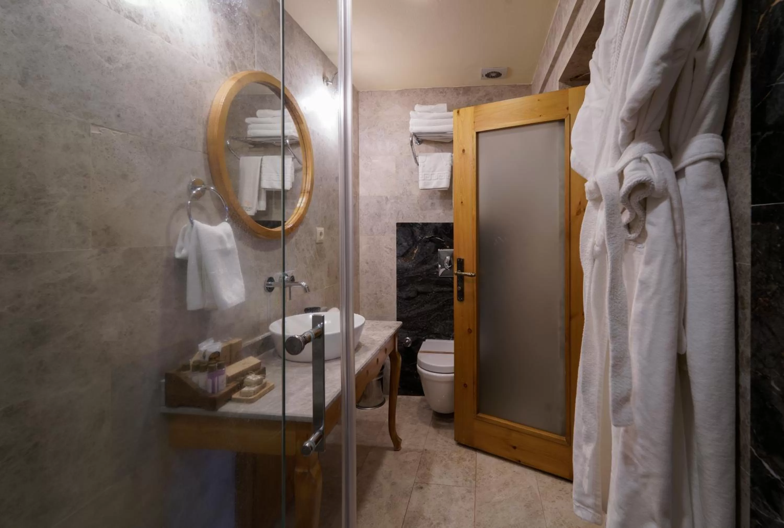 Toilet in Cratus Stone Palace