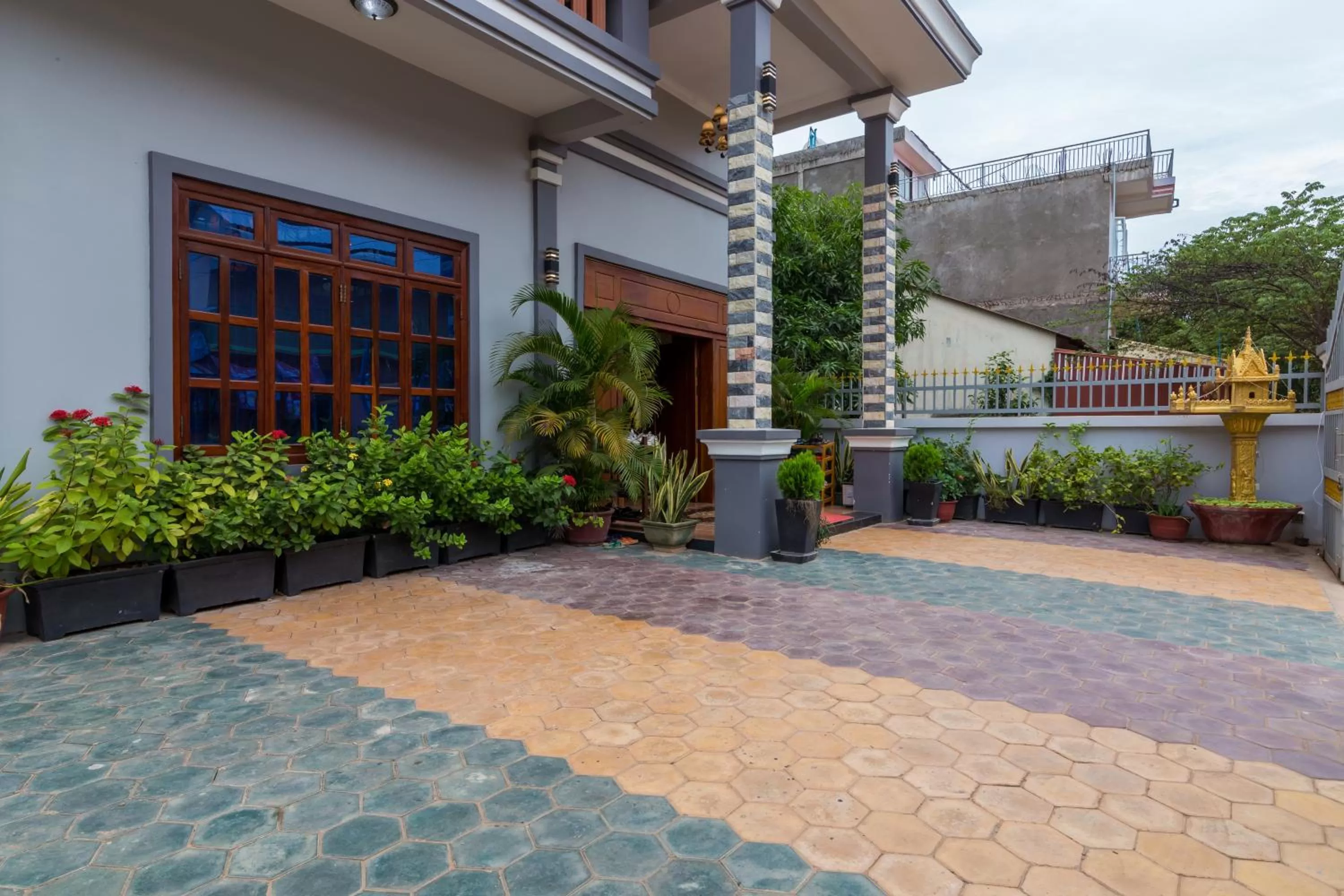 Patio in Aniza Angkor Villa