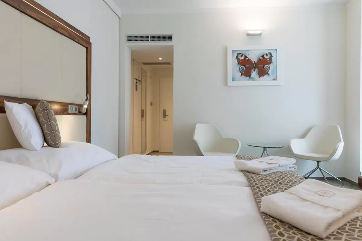 Bed in Zámeček Petrovice