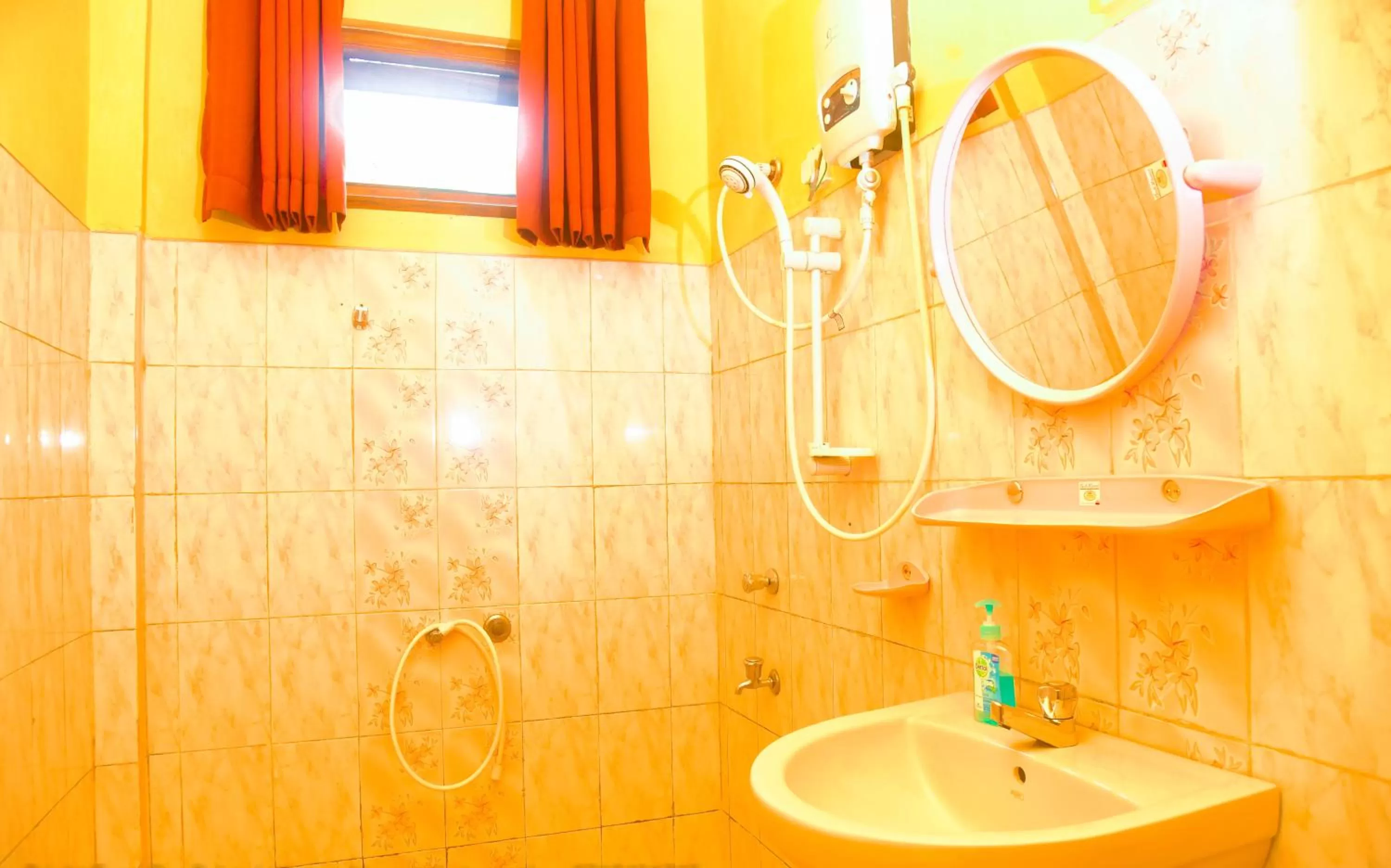 Bathroom in Madushanka Resort