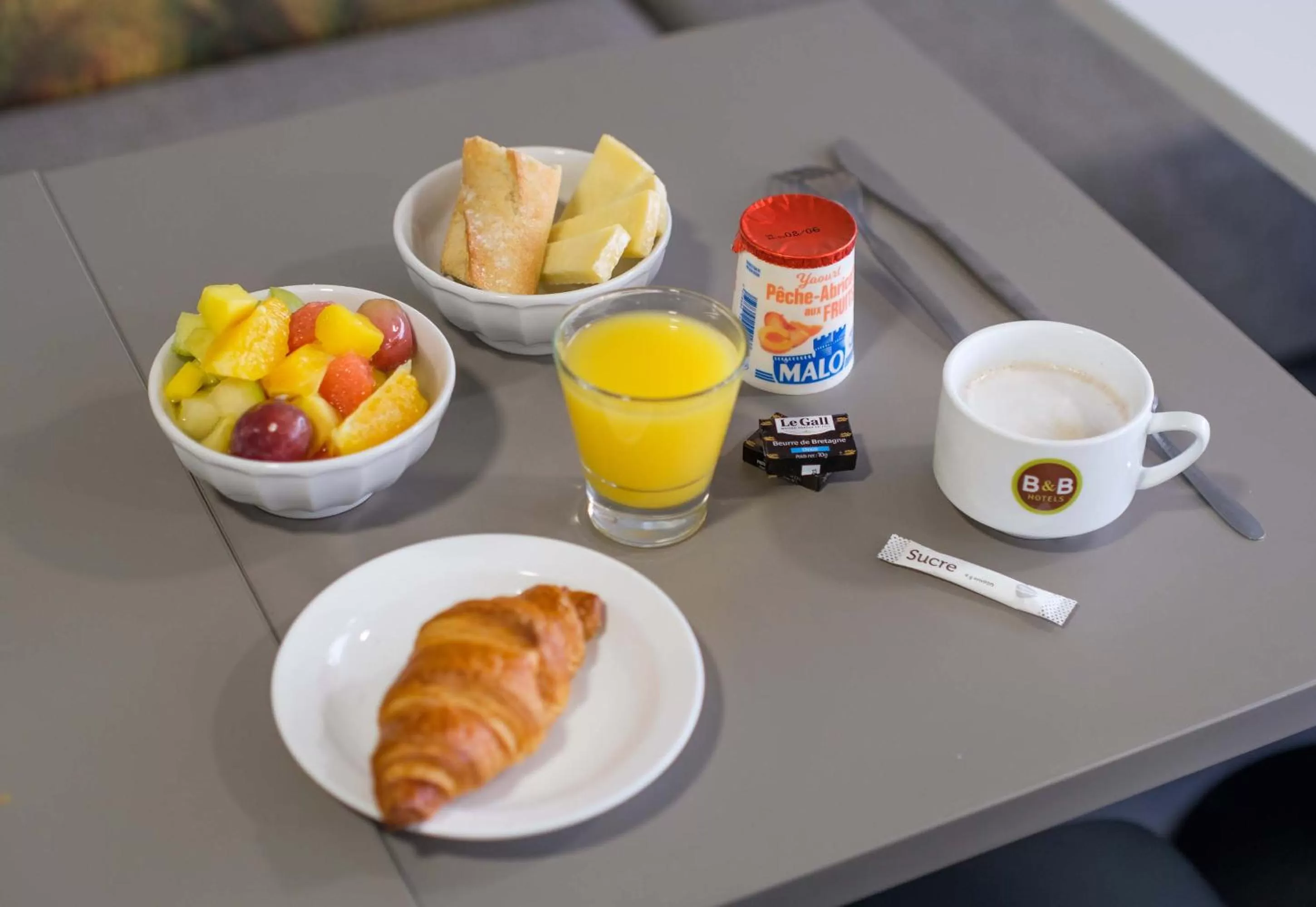 Breakfast in B&B HOTEL Cannes La Bocca Plage