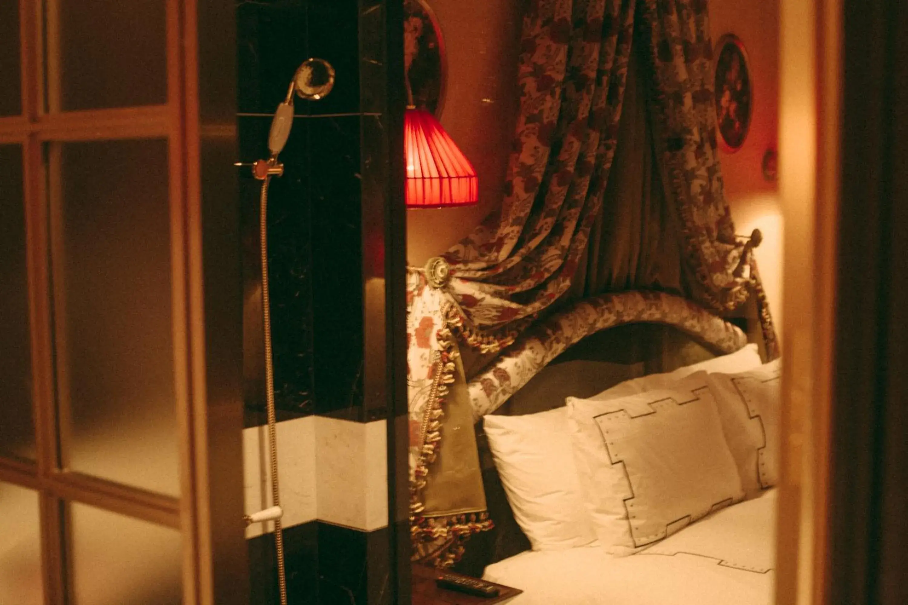 Classic Deluxe King in L'Escape Hotel Classic Deluxe King in L'Escape Hotel