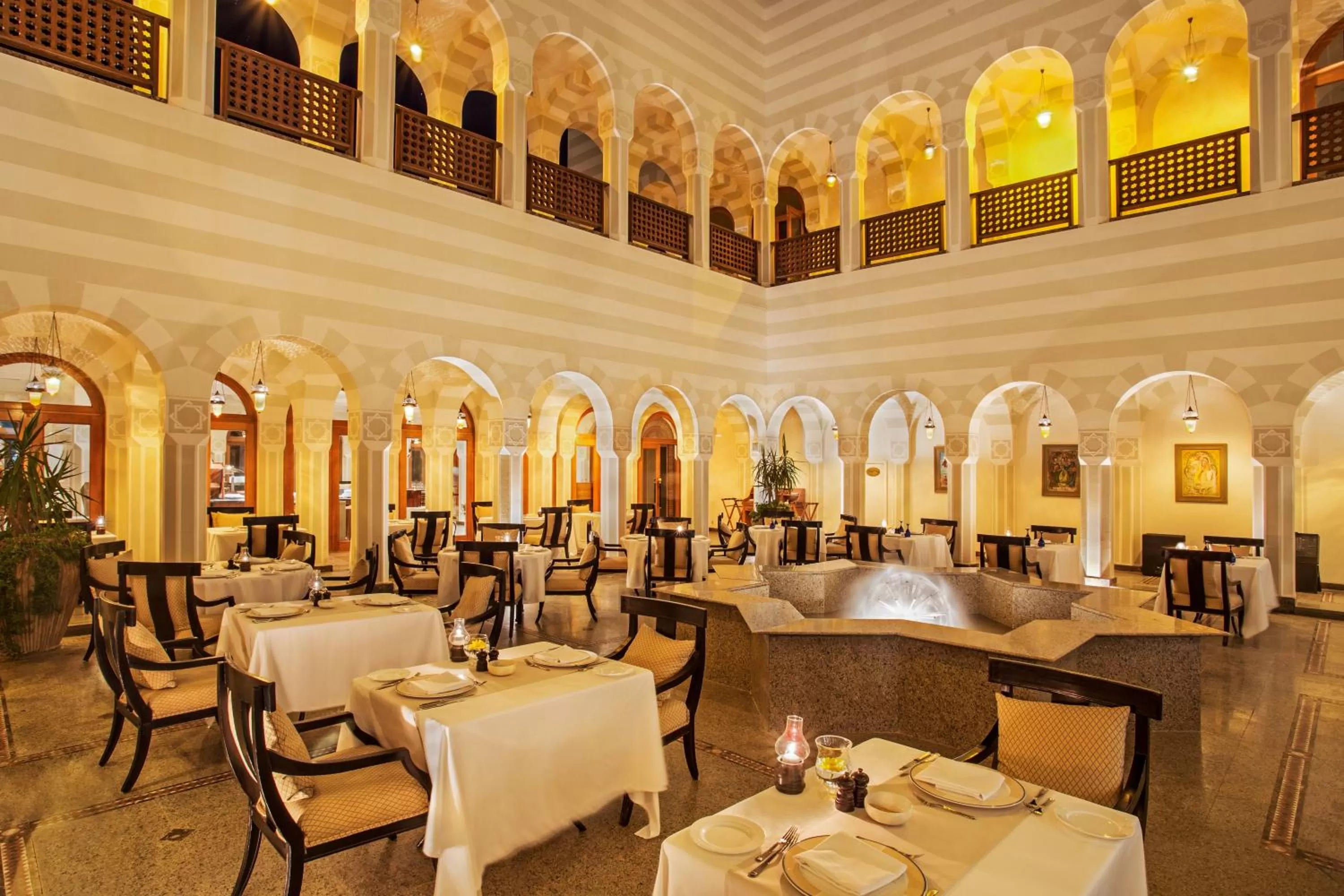 Restaurant/places to eat in The Oberoi Beach Resort, Sahl Hasheesh