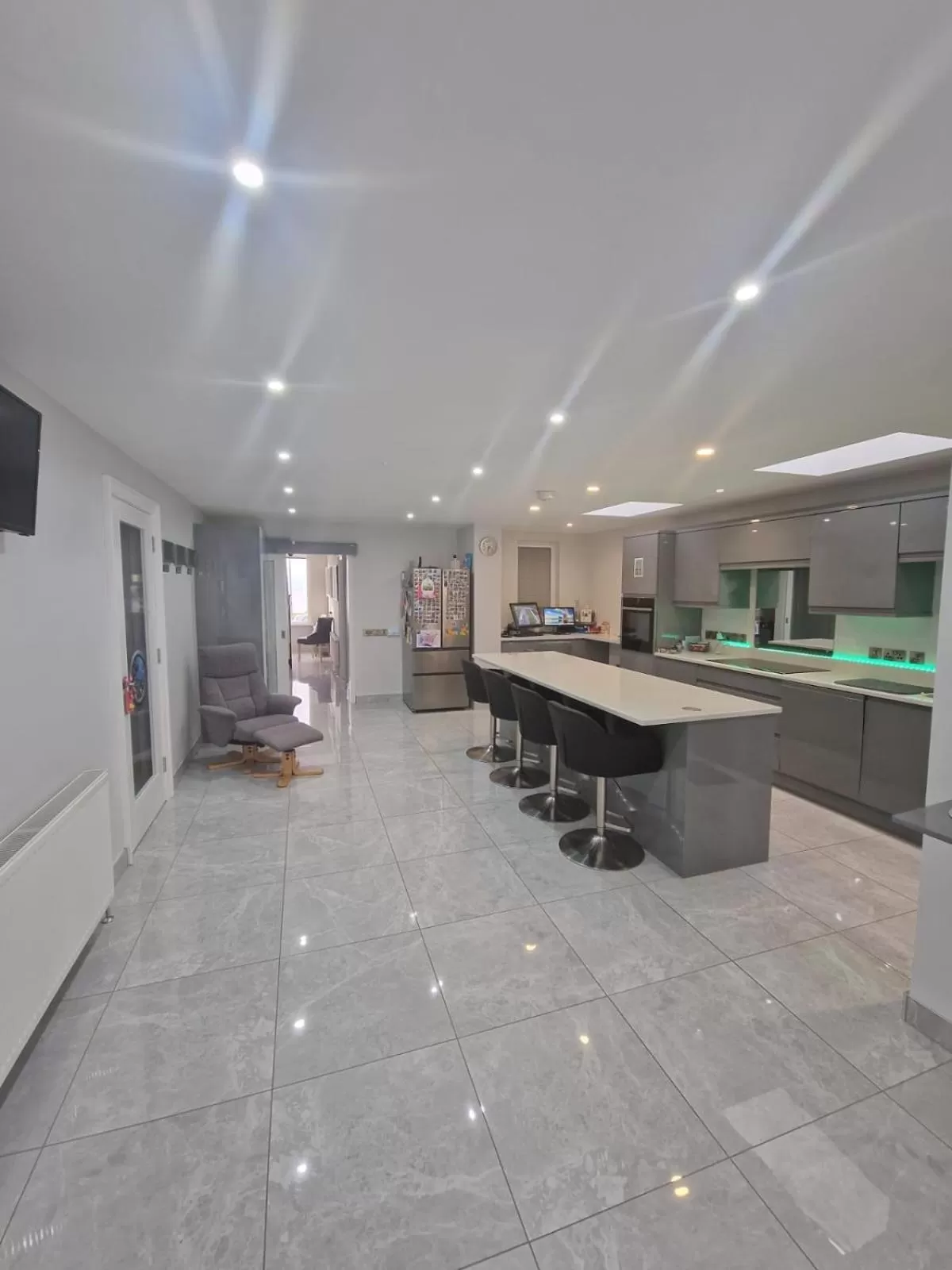 kitchen in Spacious Double Room En-Suite