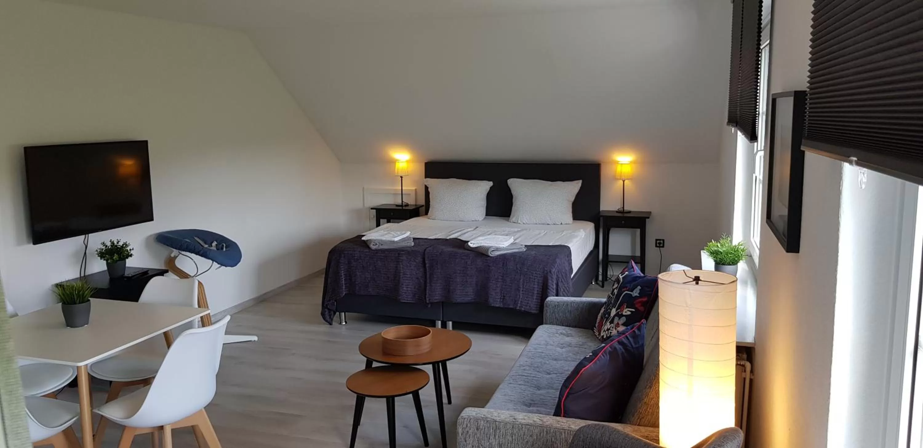 Bedroom, Bed in Best Pension