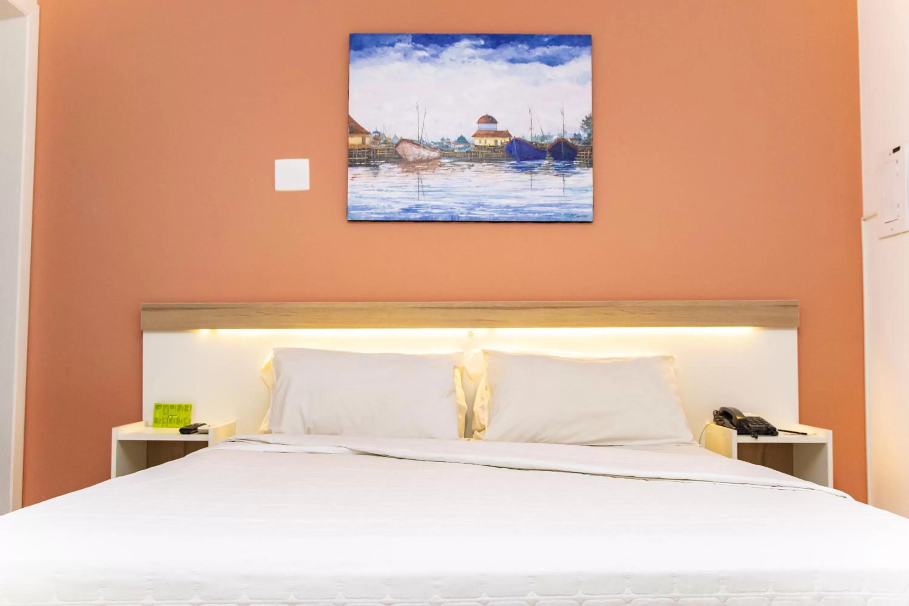 Bed in Bristol Upper Curitiba Alto da XV