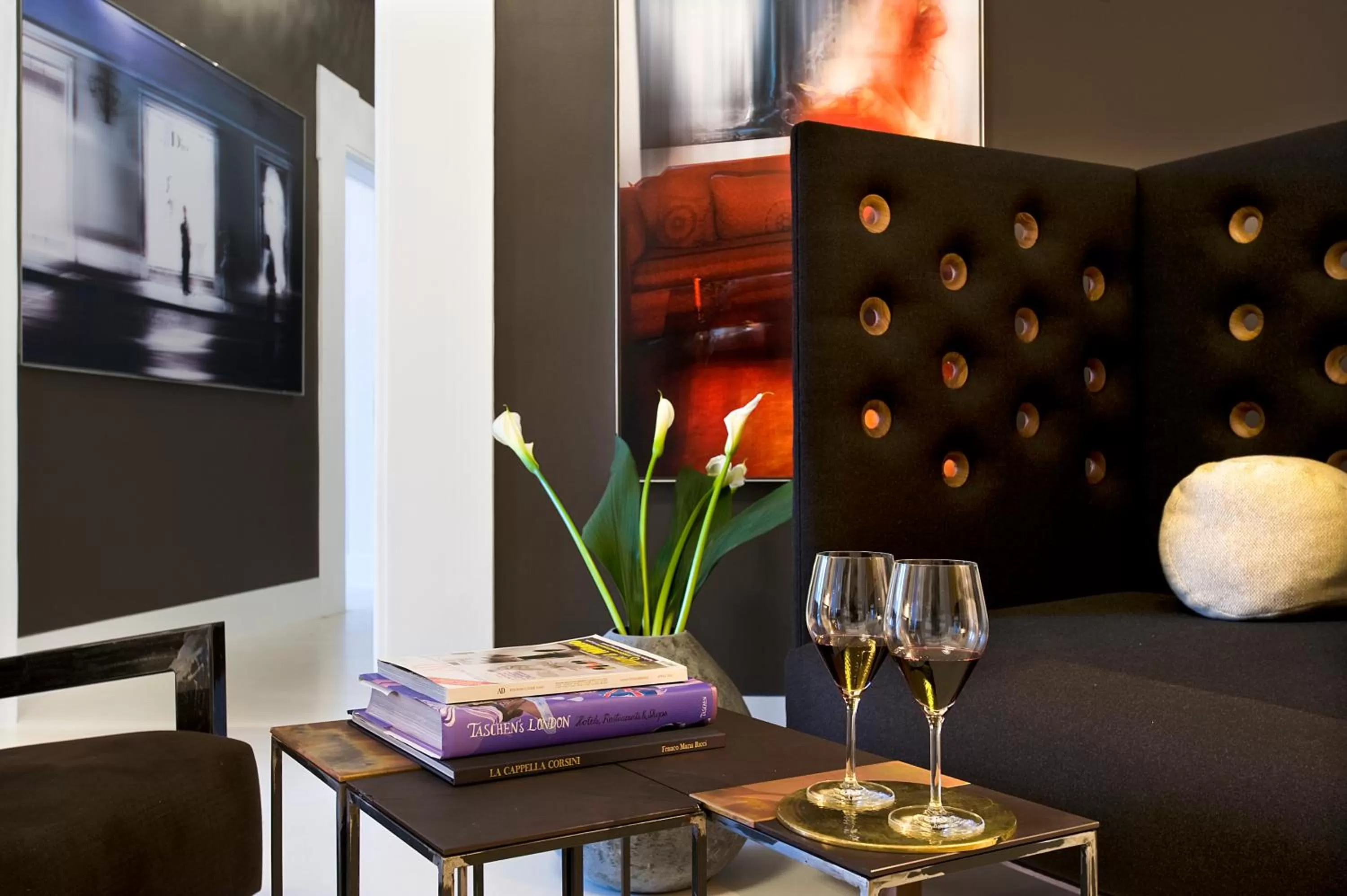 Communal lounge/ TV room in Piazza di Spagna 9