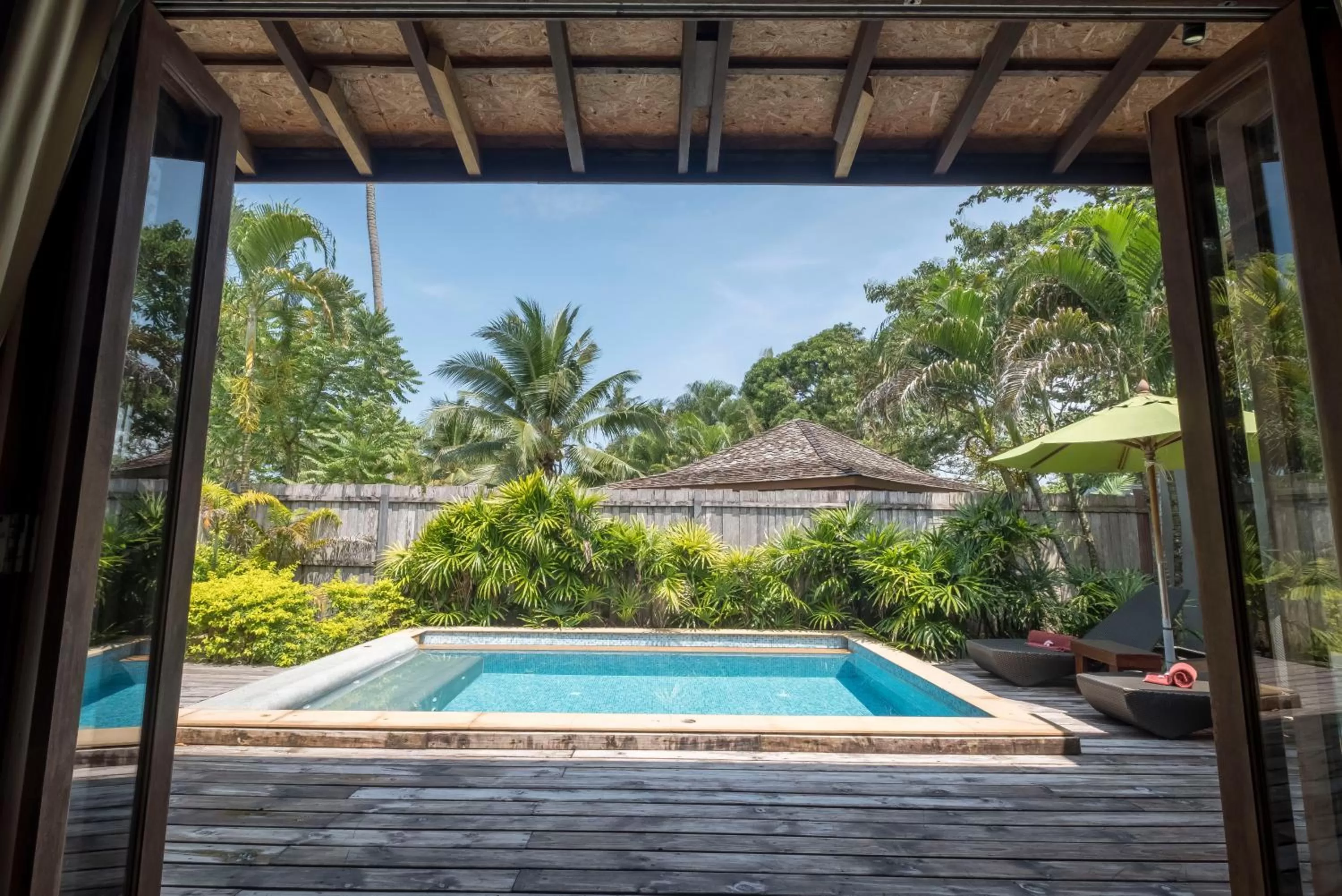 Garden in GajaPuri Resort Koh Chang