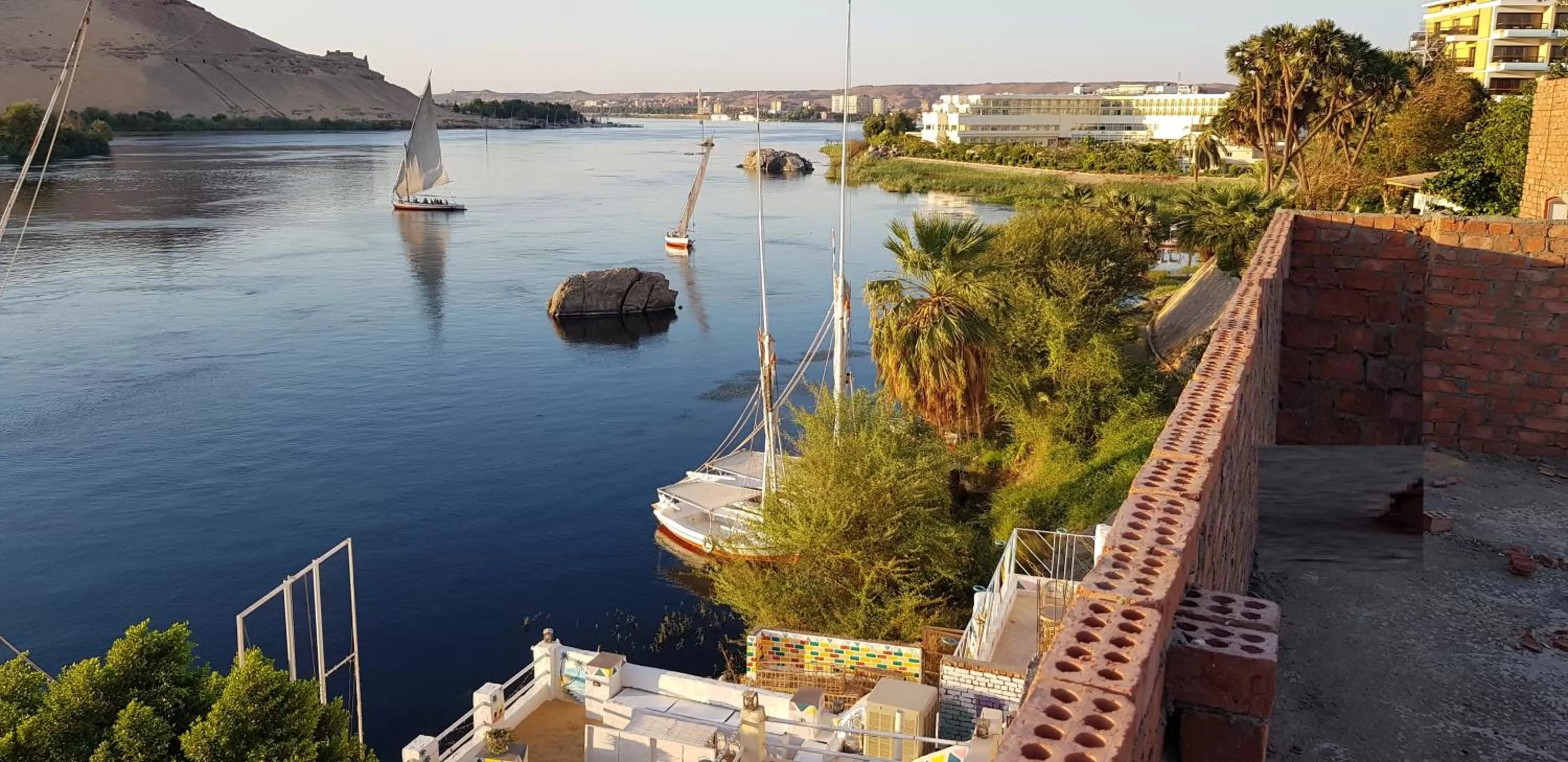 Neighbourhood in Taharka Nubian House