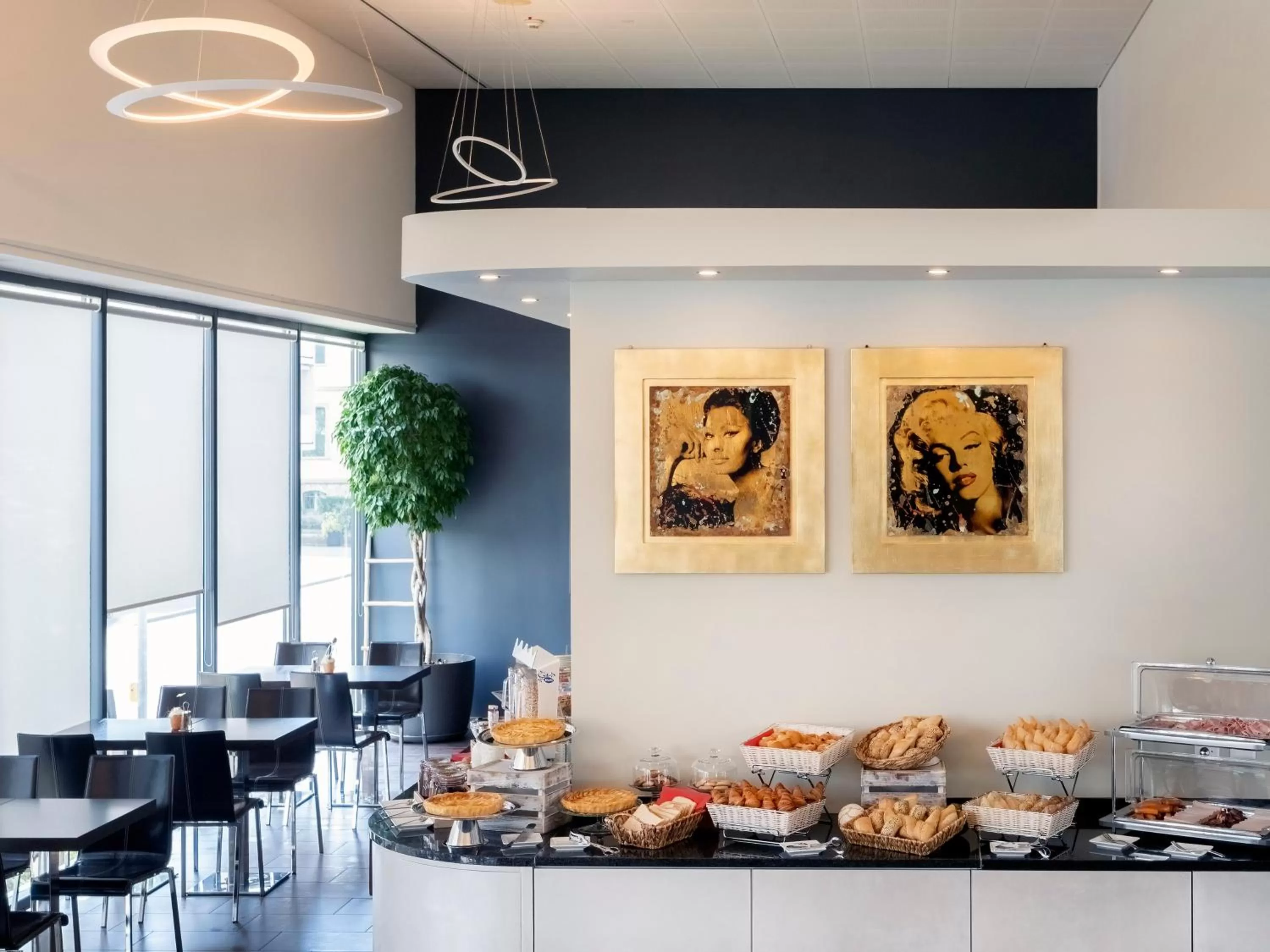 Breakfast in ibis Locarno