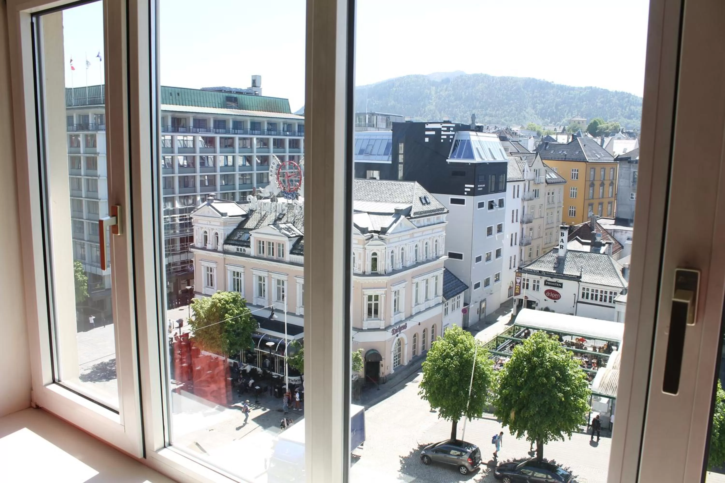 Day in Ole Bull, Best Western Signature Collection