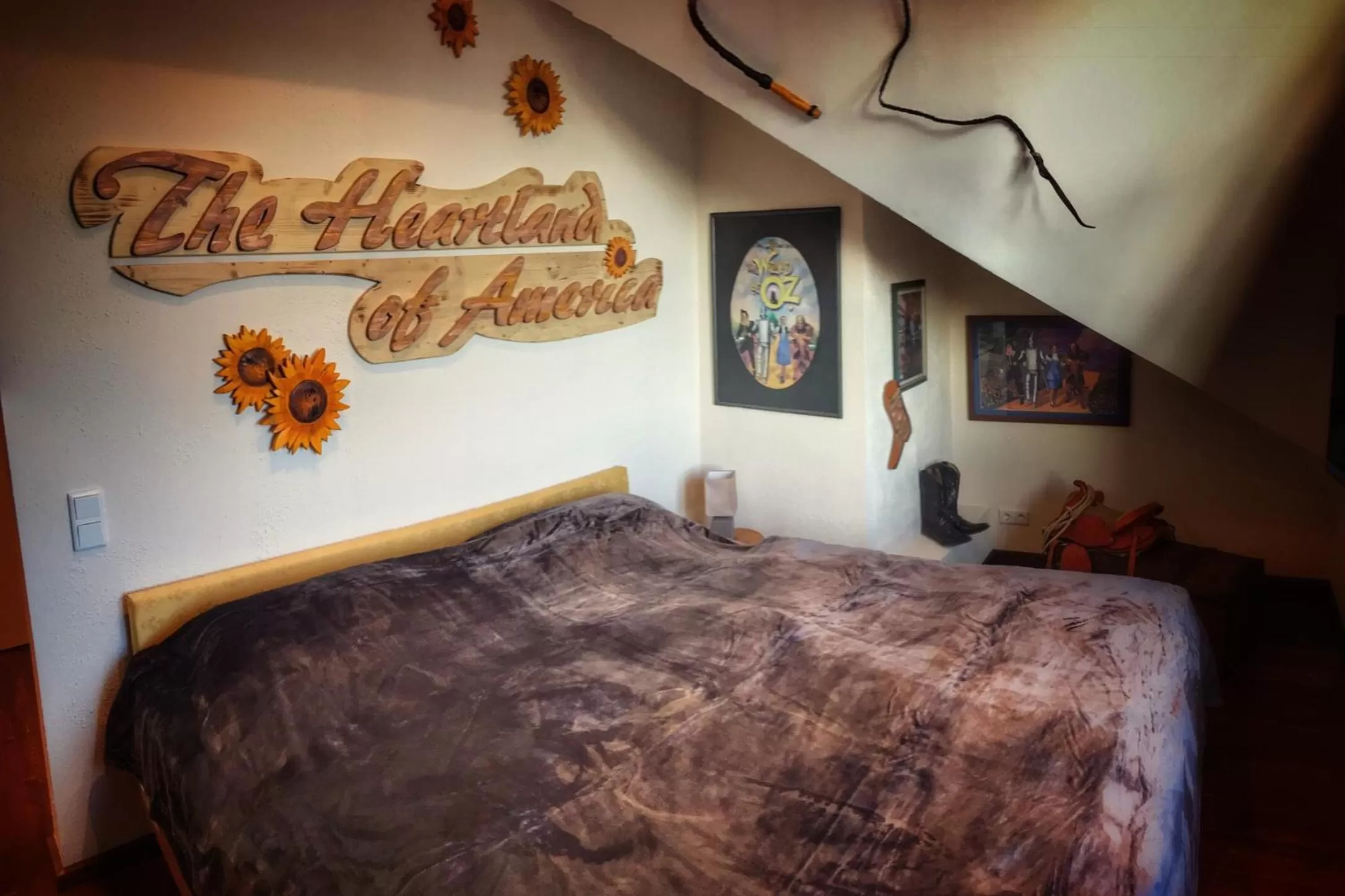 Photo of the whole room, Bed in Road Stop Wuppertal