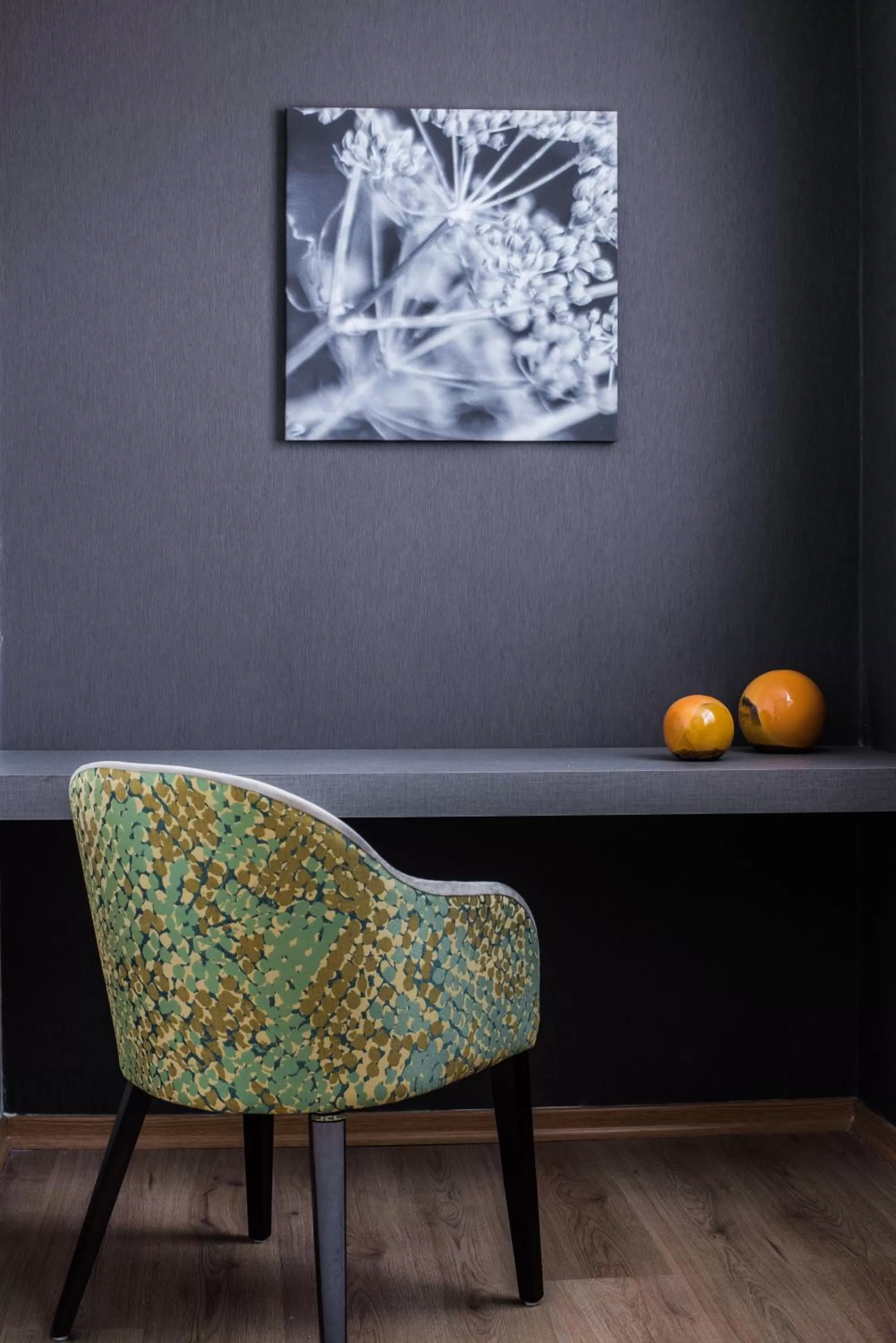 Decorative detail in Portal Plaza Suites