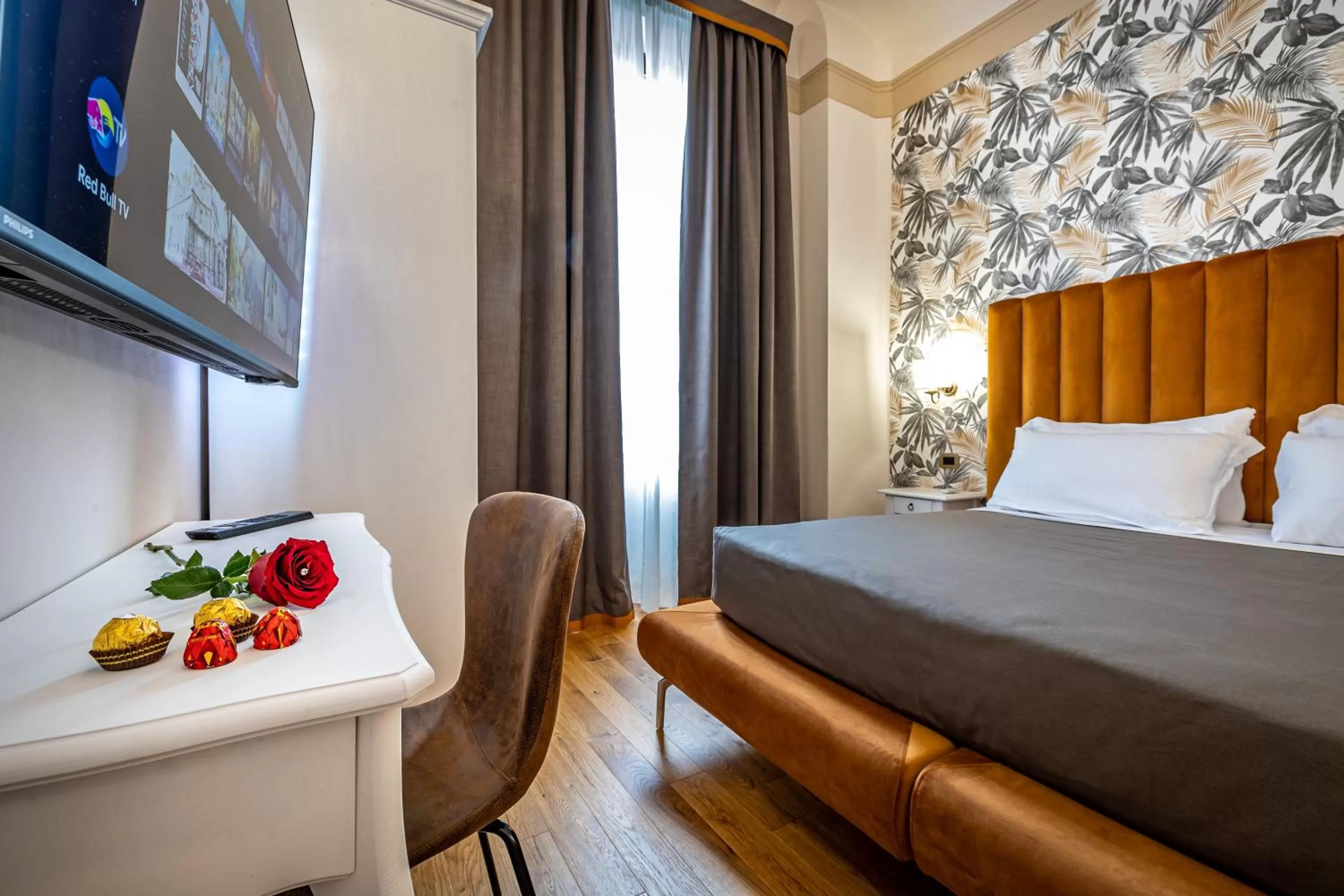 Bedroom, Bed in Maison Pitti Florence