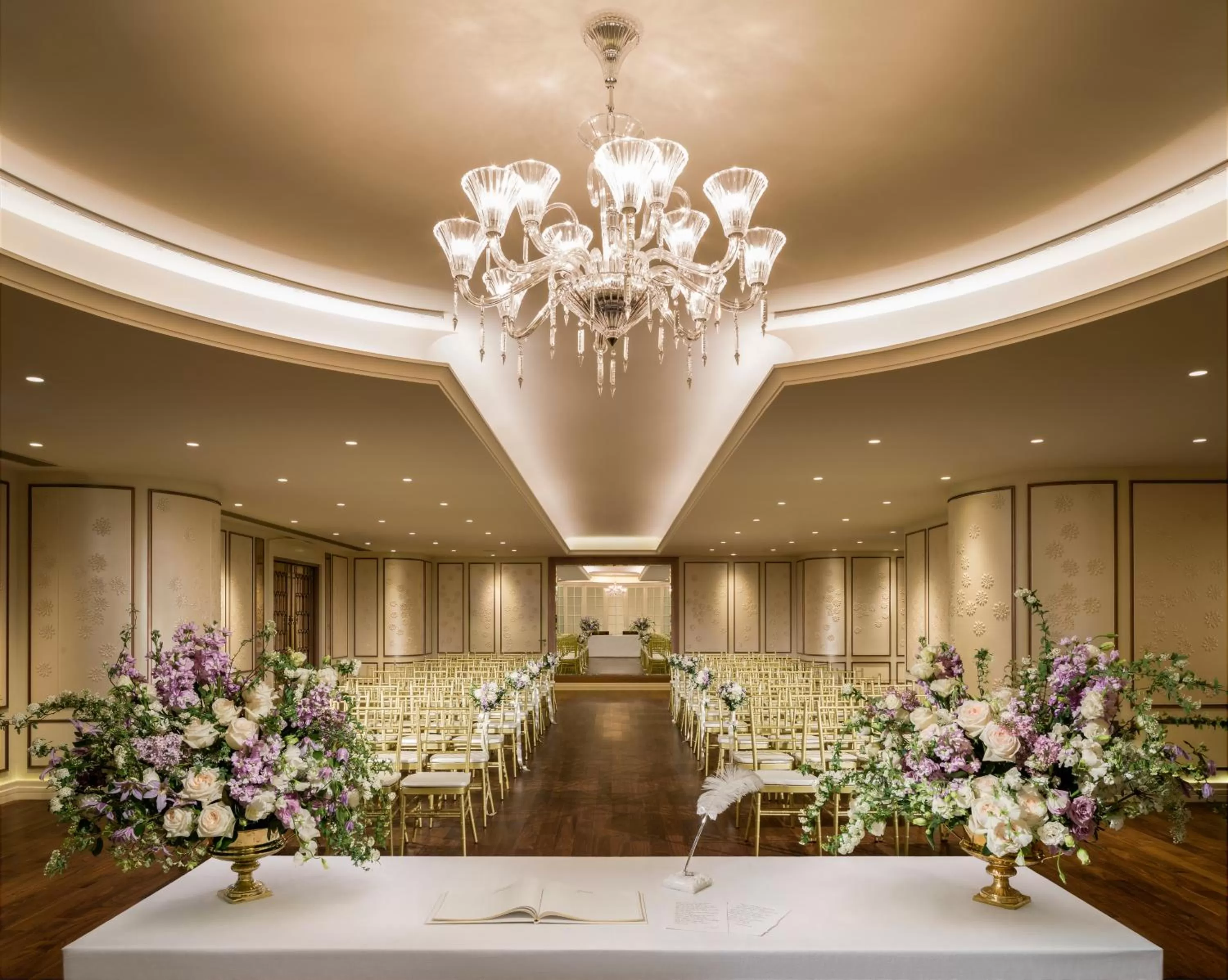 Business facilities in Hong Kong Gold Coast Hotel