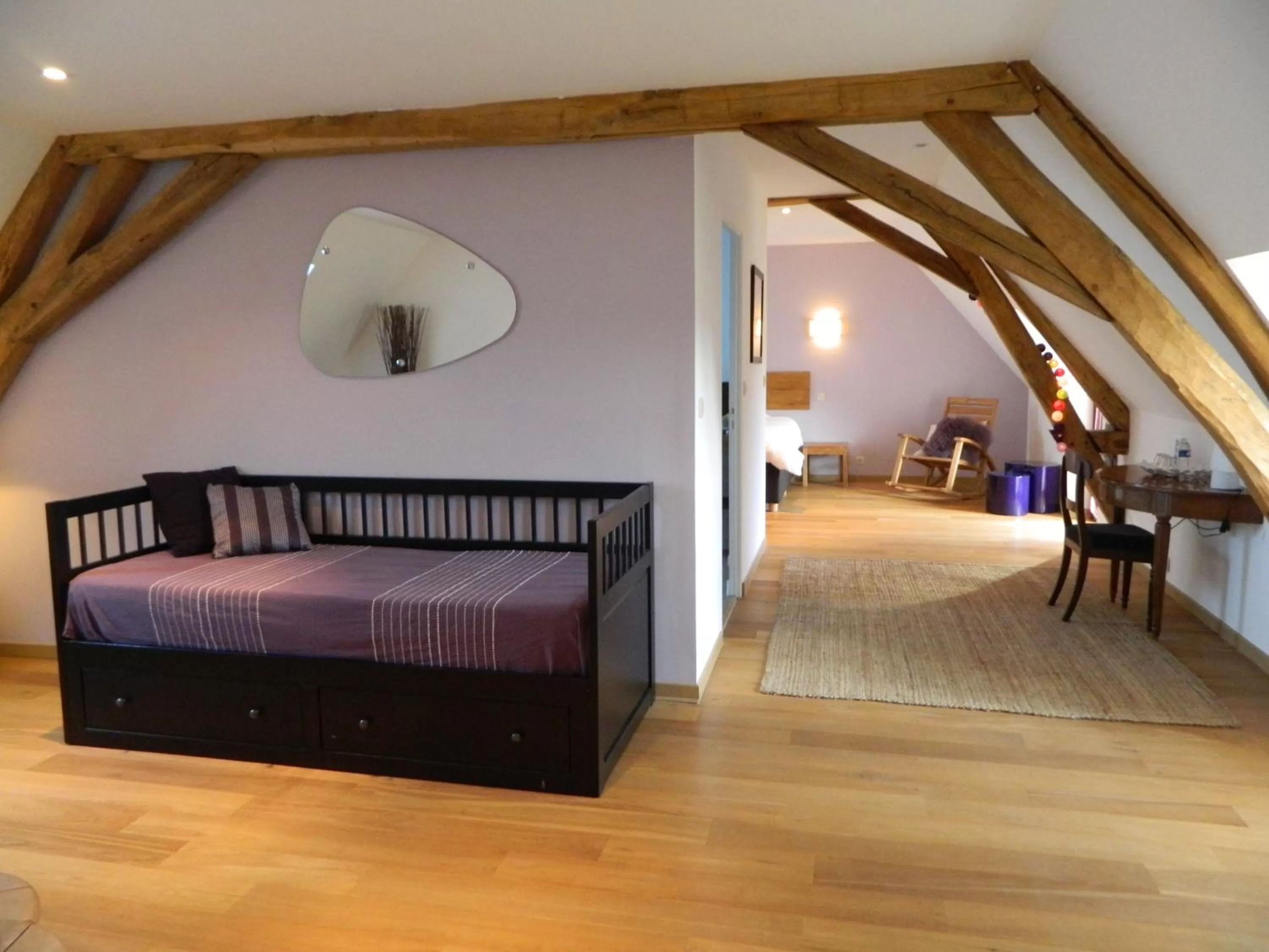 Photo of the whole room, Bed in Le Bout Du Monde