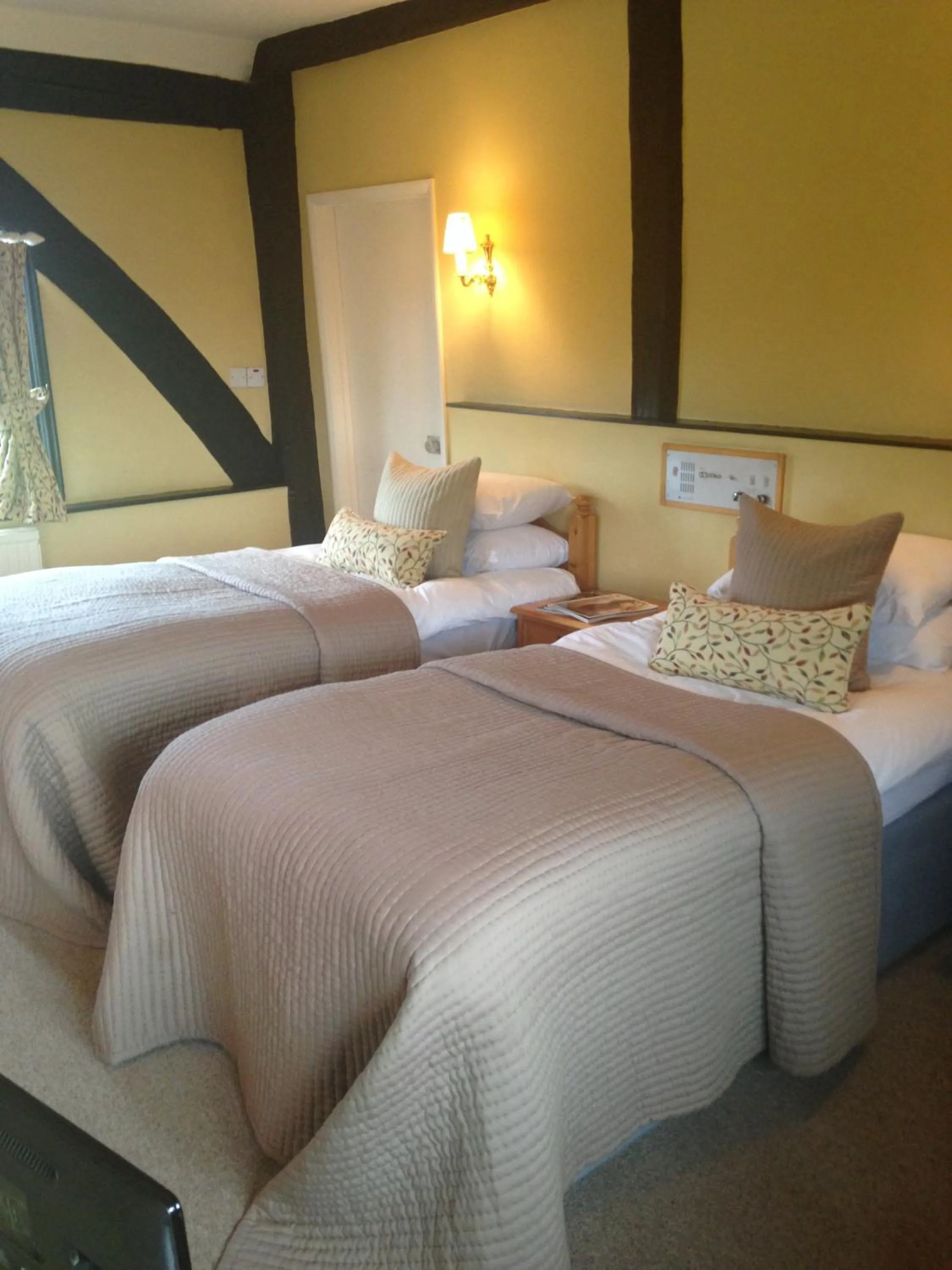 Bedroom, Bed in The Star And Eagle Hotel