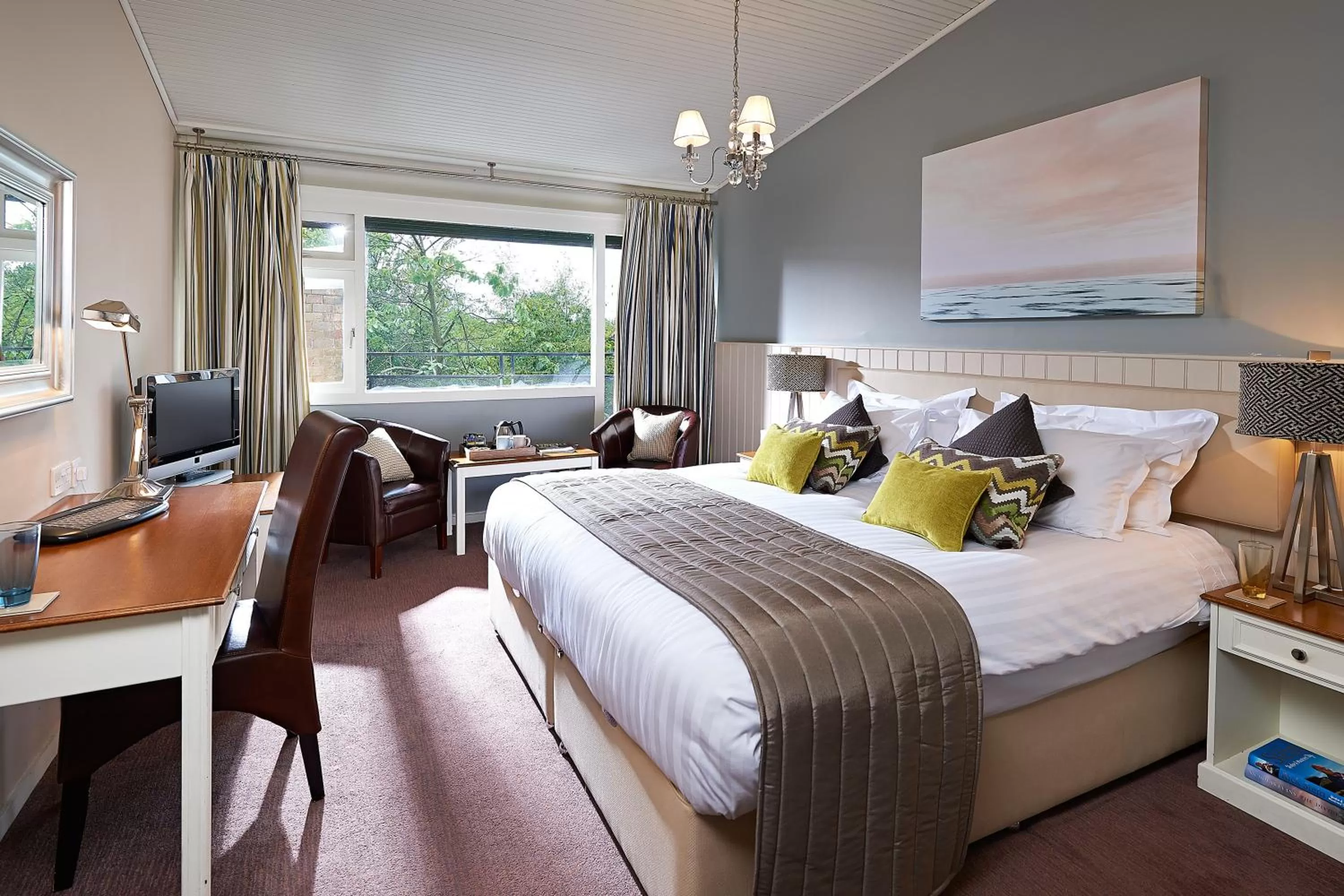 Standard Double or Twin Room in The Potters Heron - A Heartwood Inn