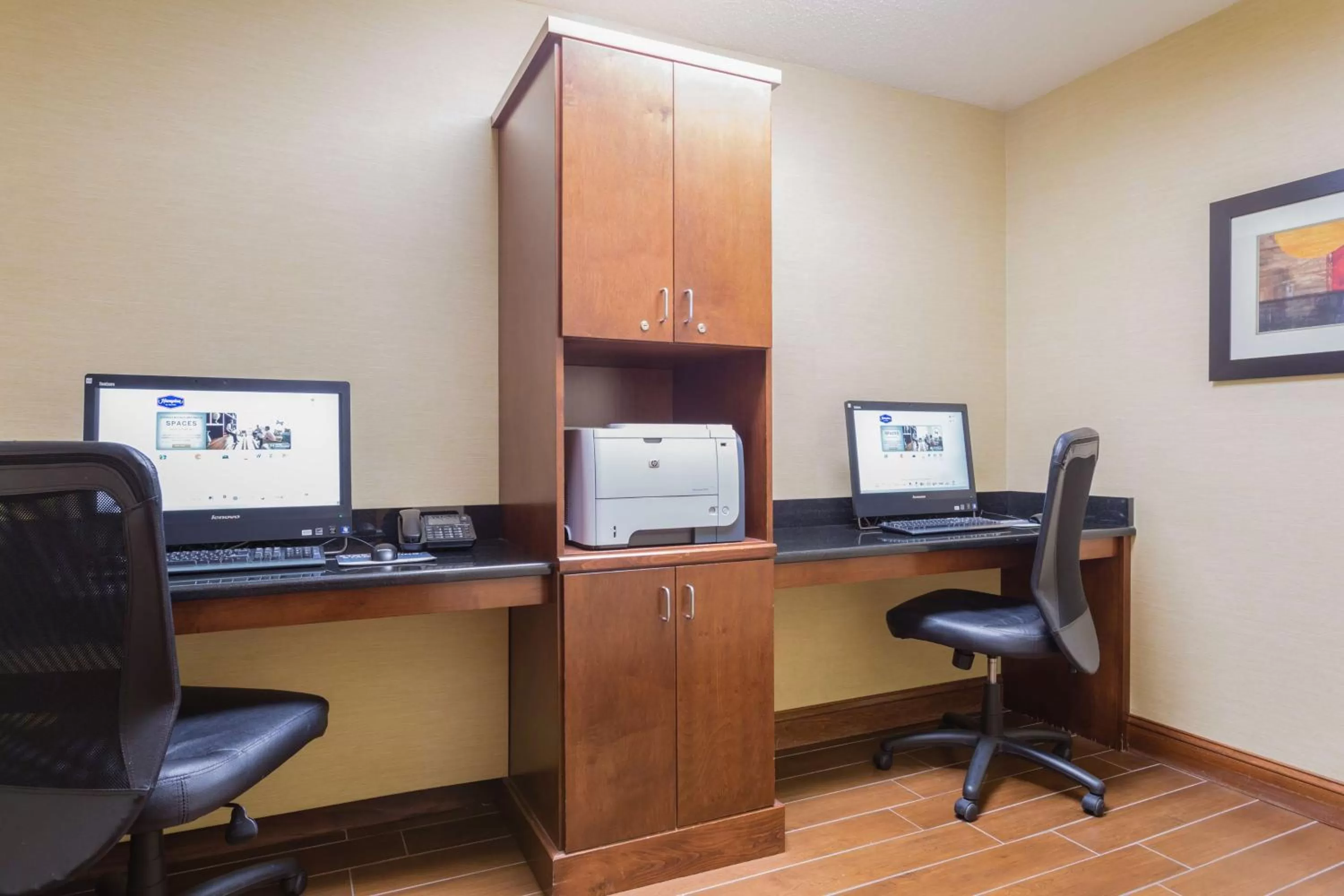 Business facilities in Hampton Inn Havelock
