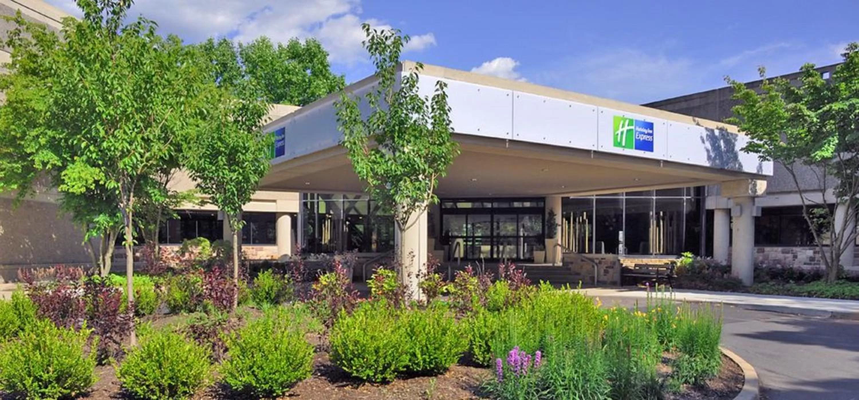 Property building in Holiday Inn Express Princeton Southeast by IHG