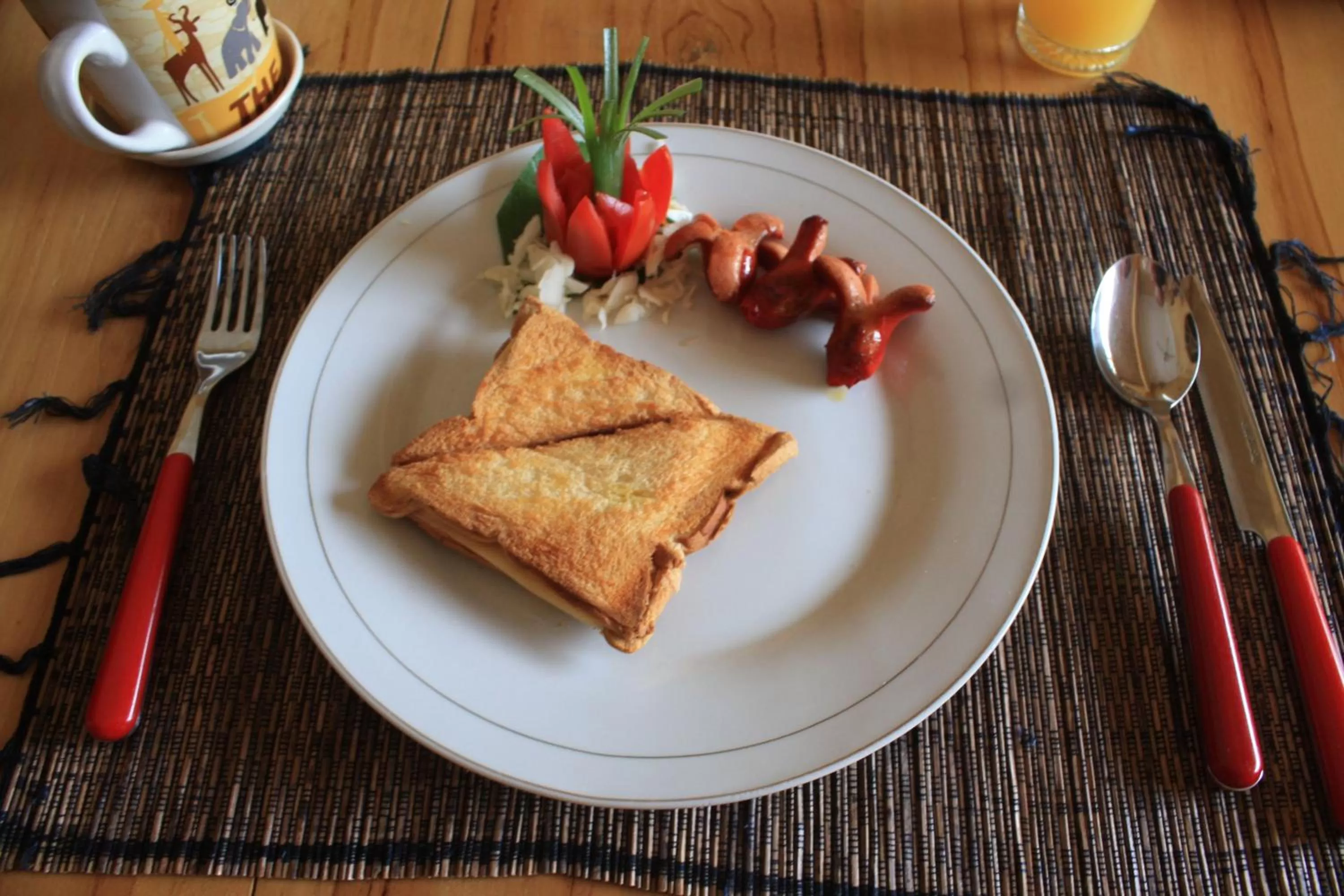 Food and drinks in Ada Waktu Homestay