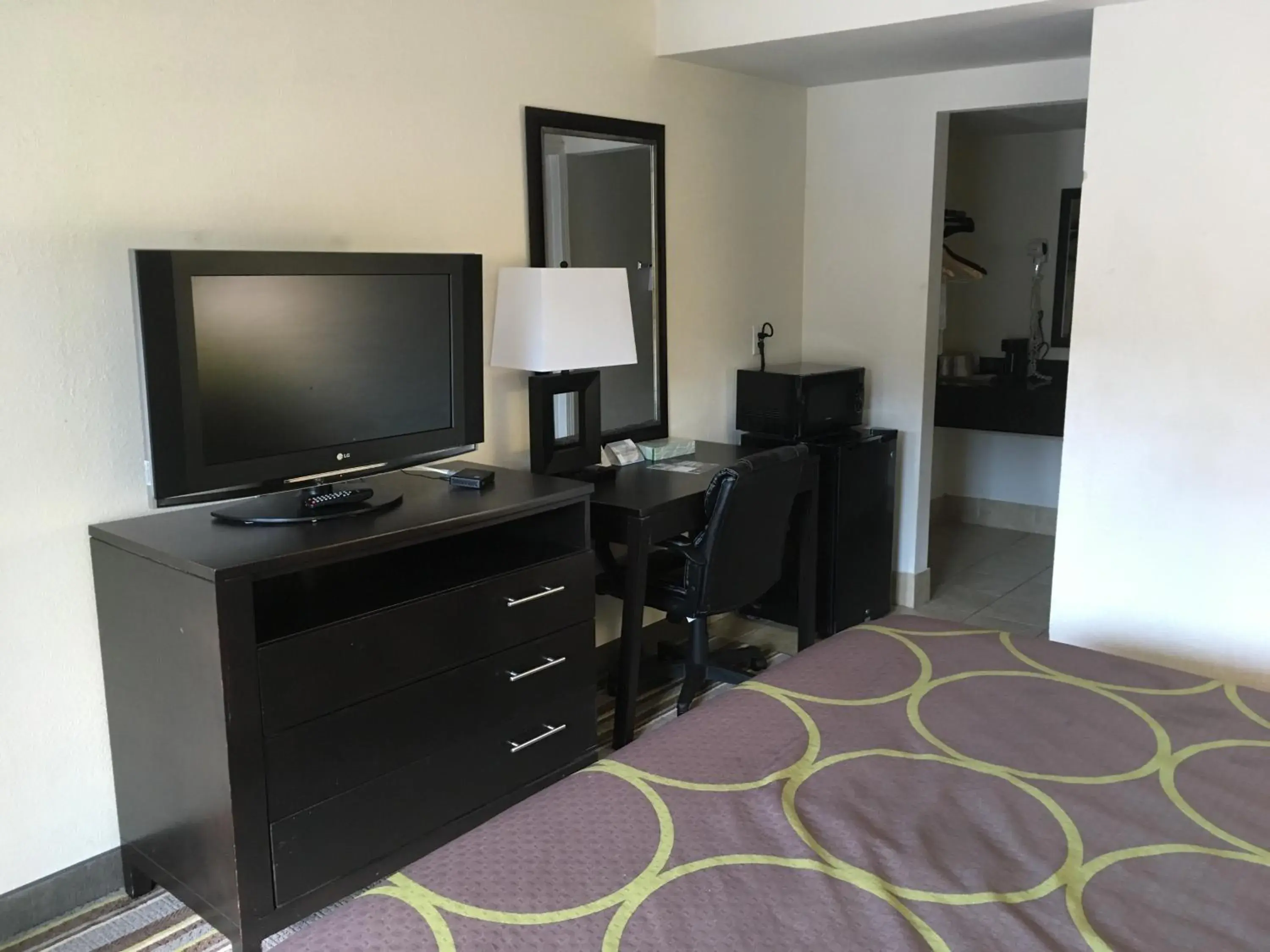 King Room - Non-Smoking in Super 8 by Wyndham Augusta King Room - Non-Smoking in Super 8 by Wyndham Augusta