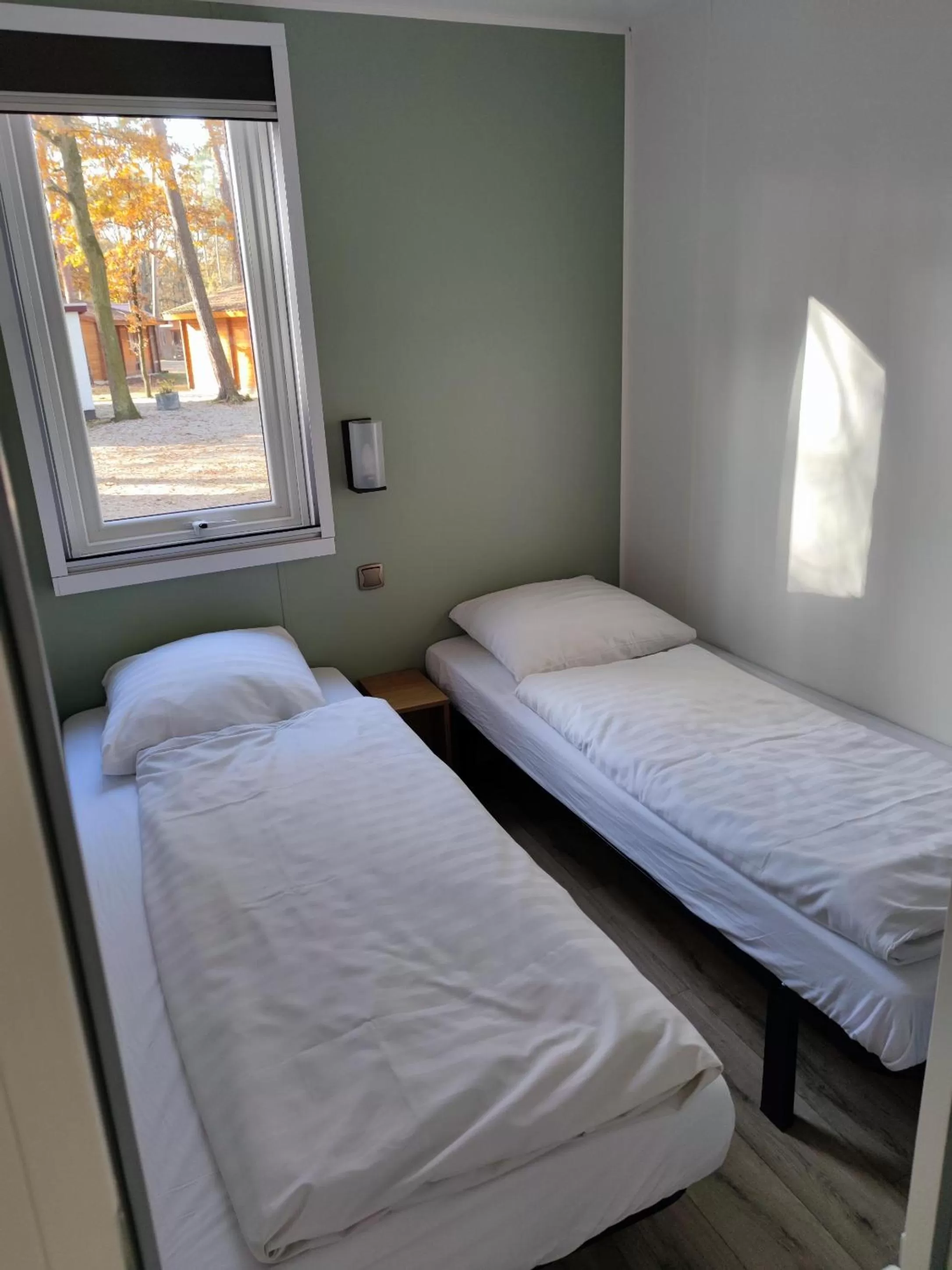 Bed in Motel- Bungalow-& Chaletpark de Brenkberg