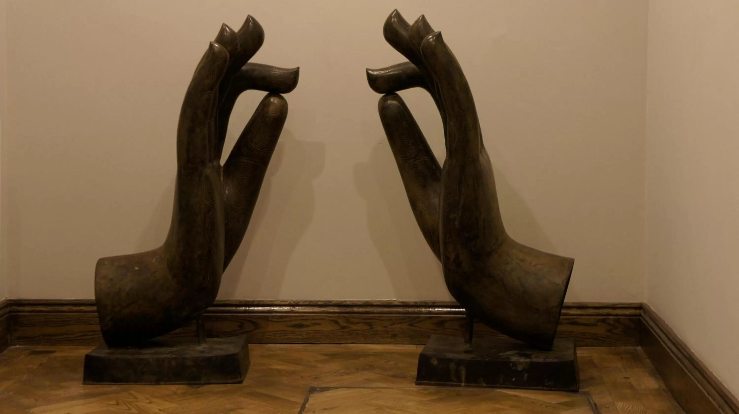 Lounge or bar in Abergavenny Hotel