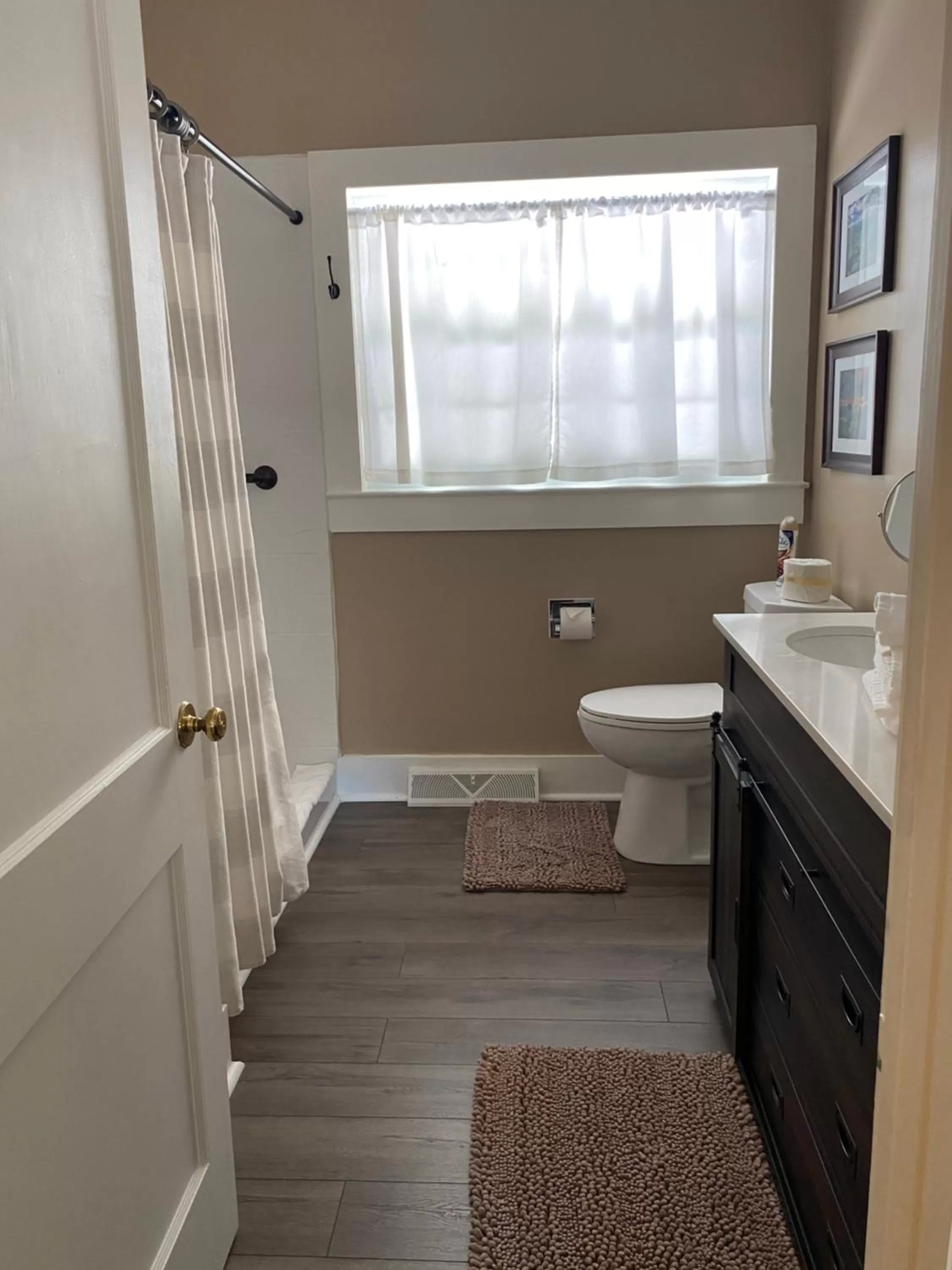 Bathroom in Grafton Lodge