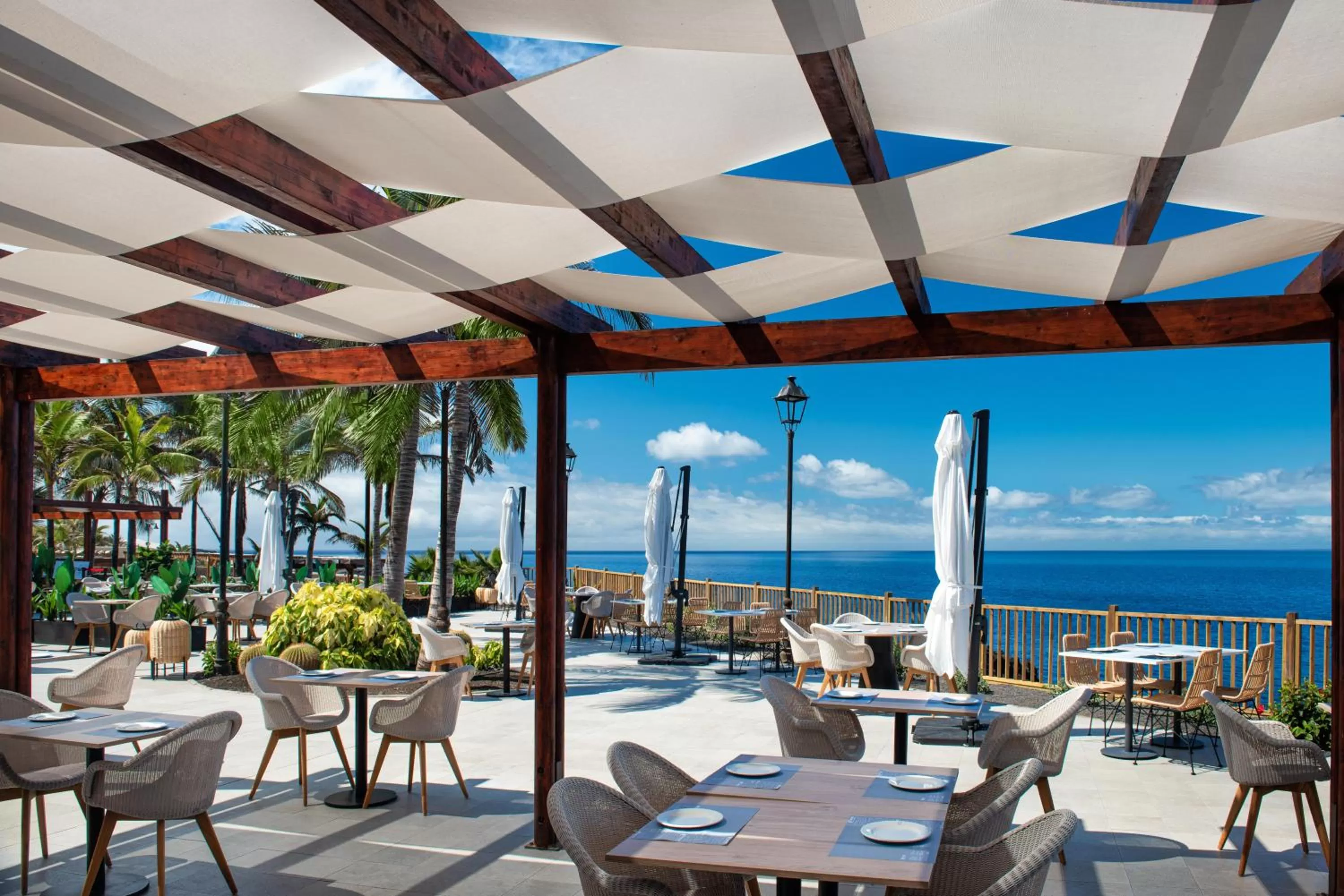 Restaurant/places to eat in La Palma Princess