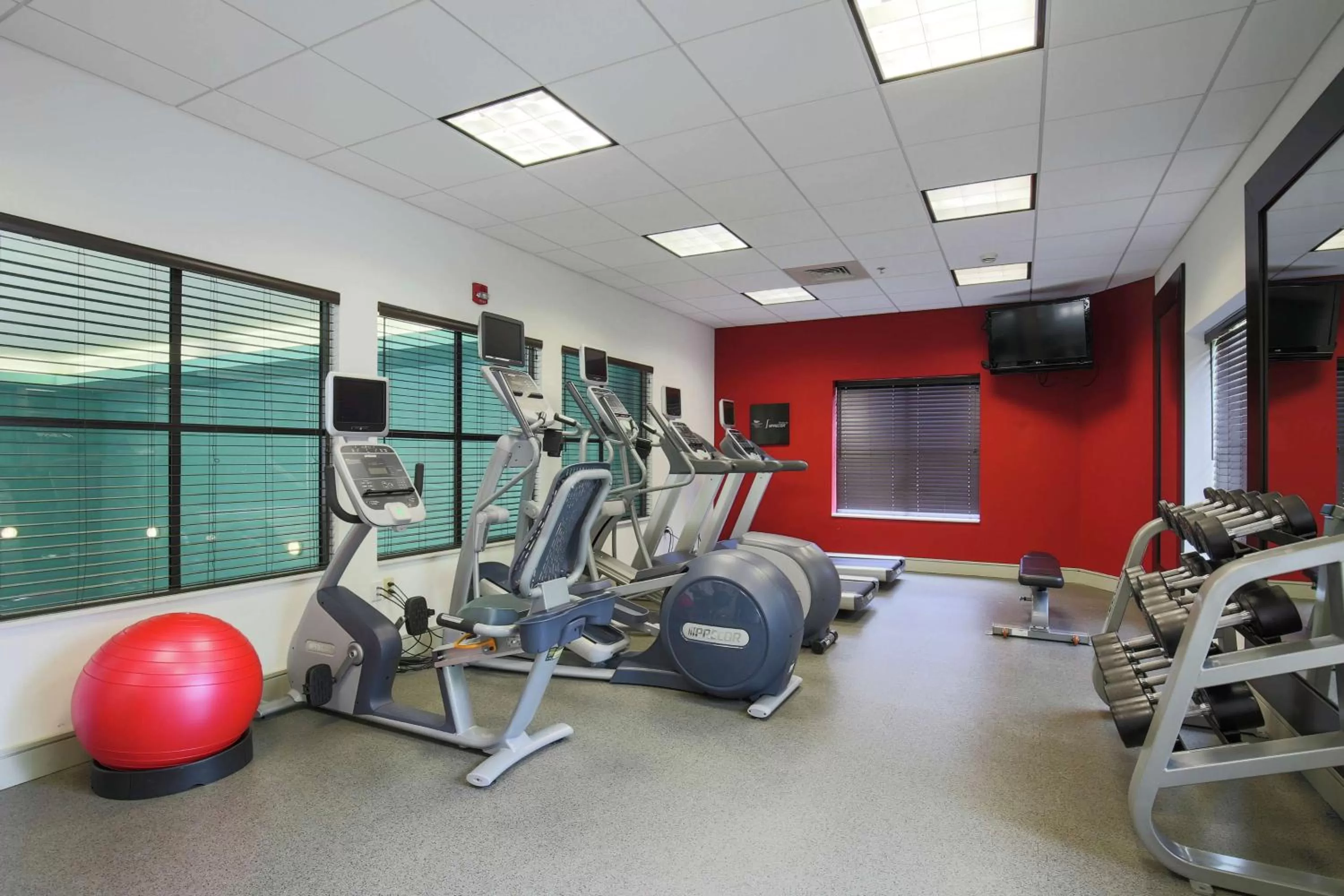 Fitness centre/facilities in Homewood Suites by Hilton Asheville