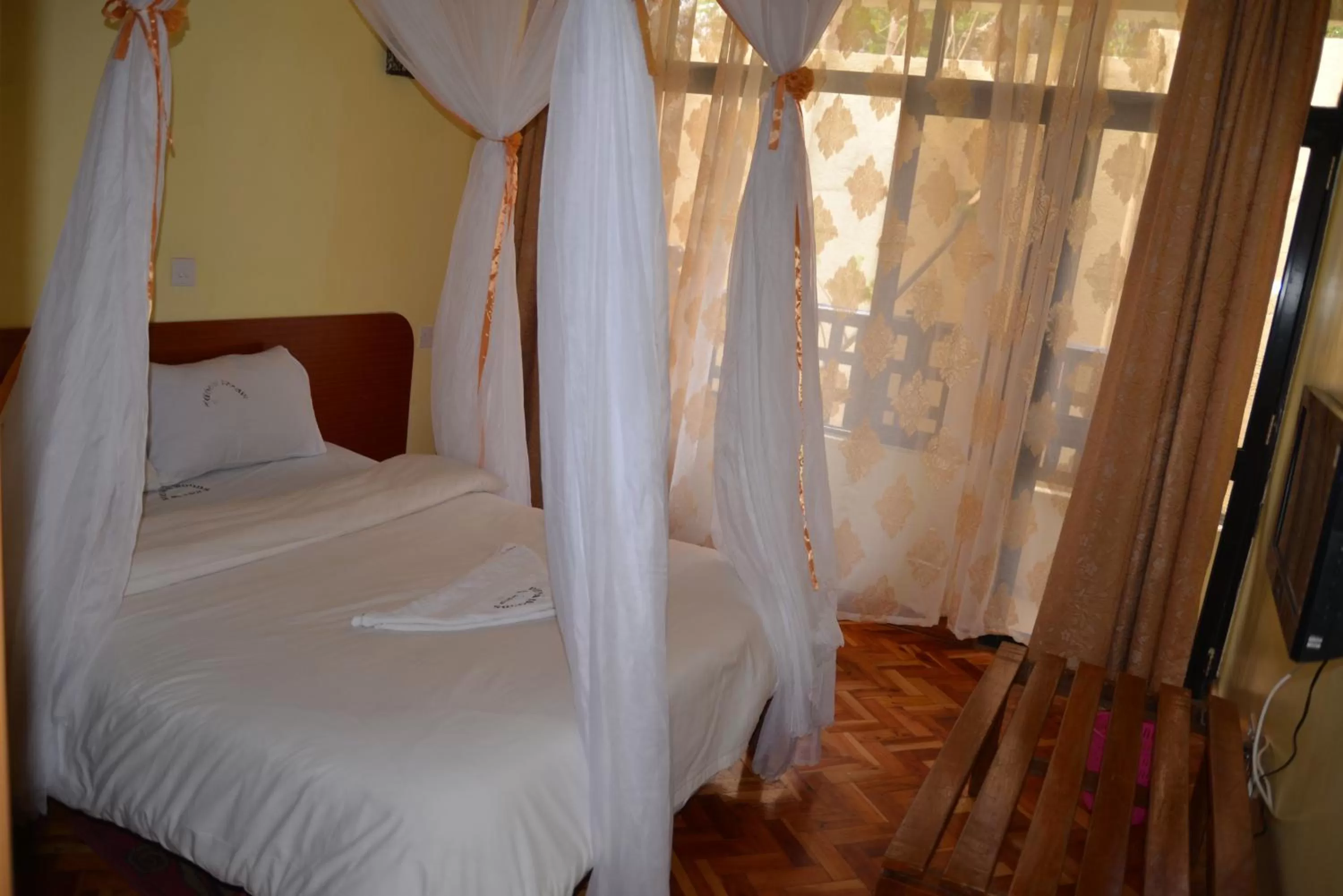 Bed in Vienna Woods Hotel Nakuru