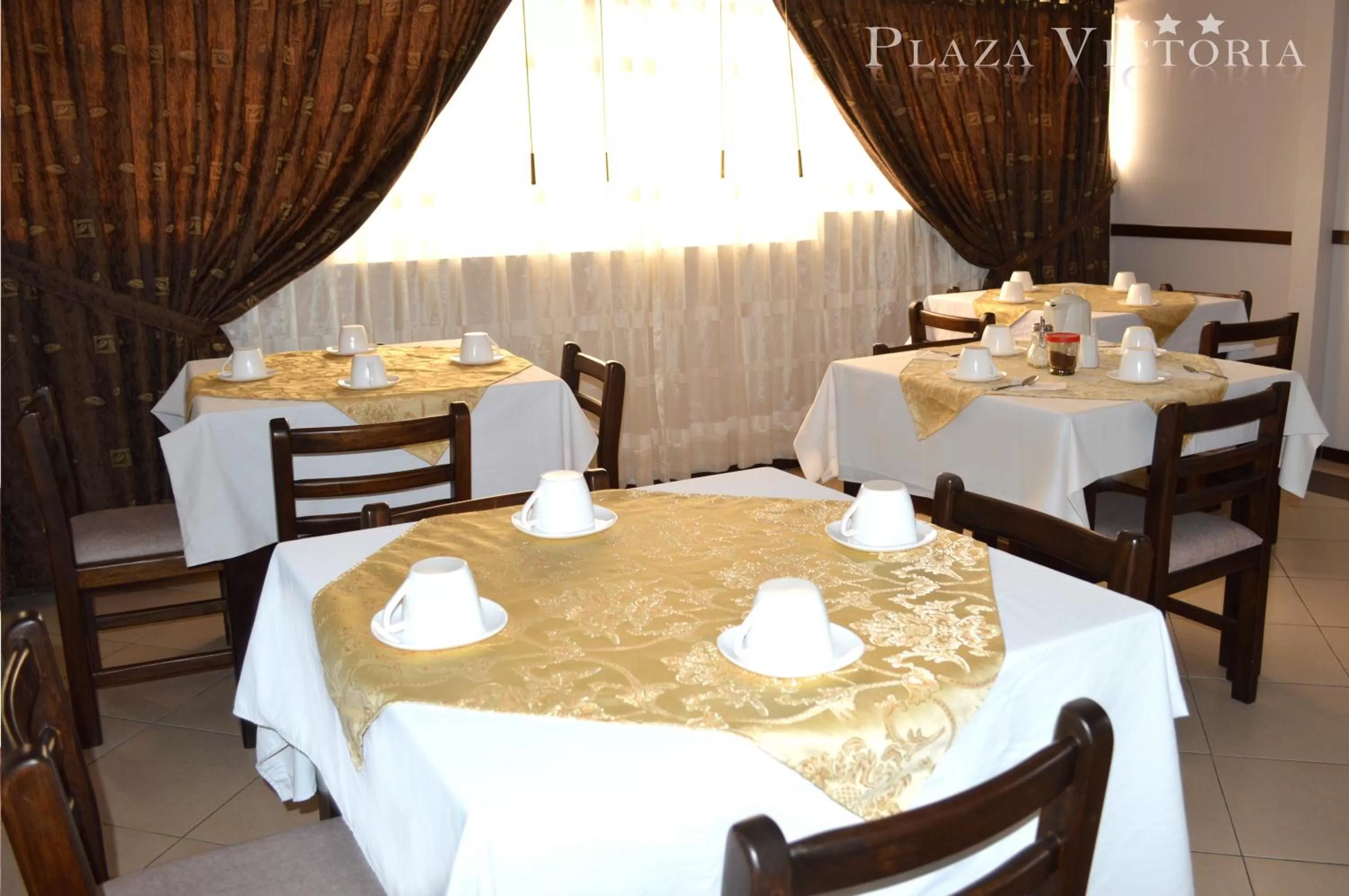 Lounge or bar, Restaurant/Places to Eat in Hotel Plaza Victoria