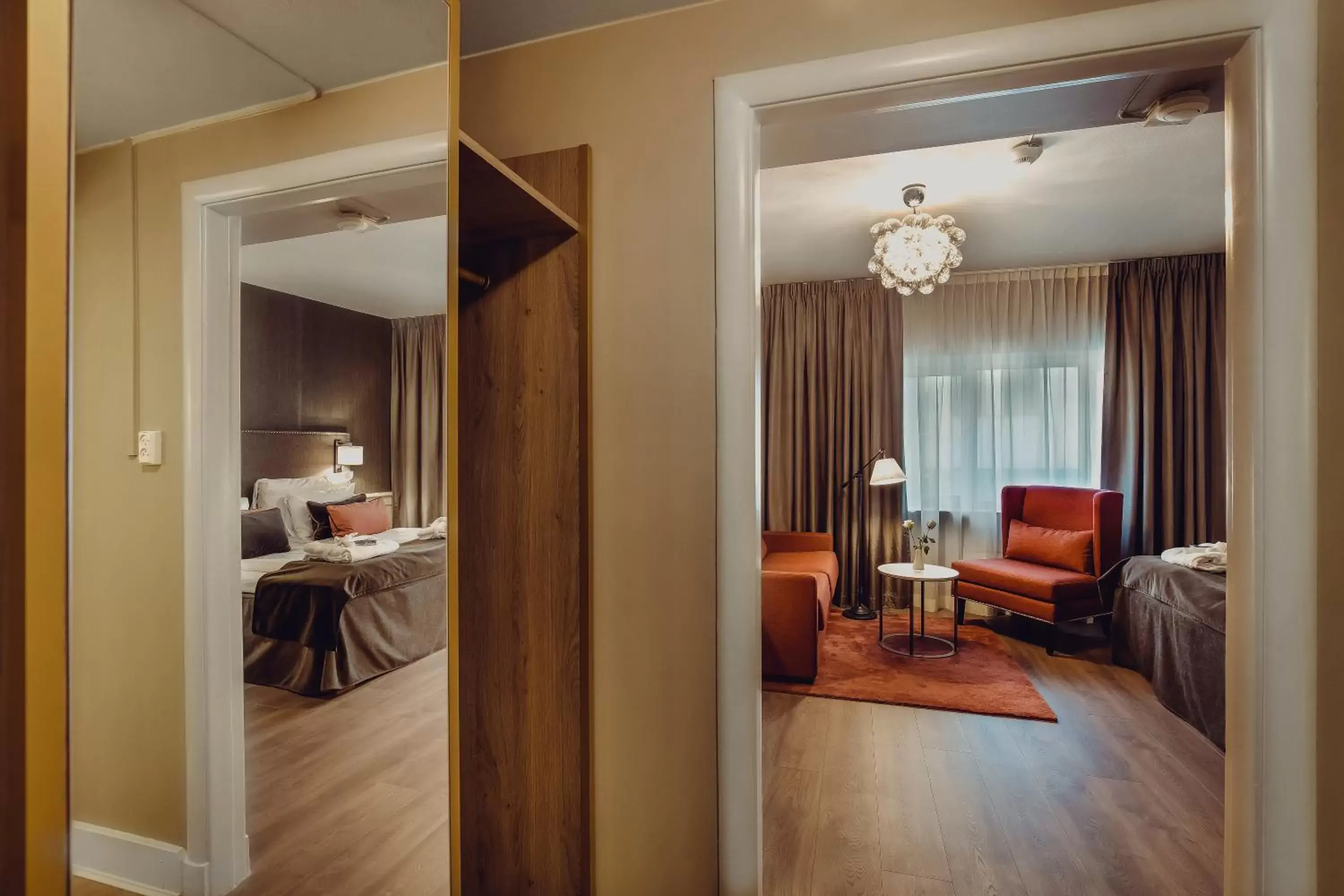 Family Room in Home Hotel Grand Bodø Family Room in Home Hotel Grand Bodø