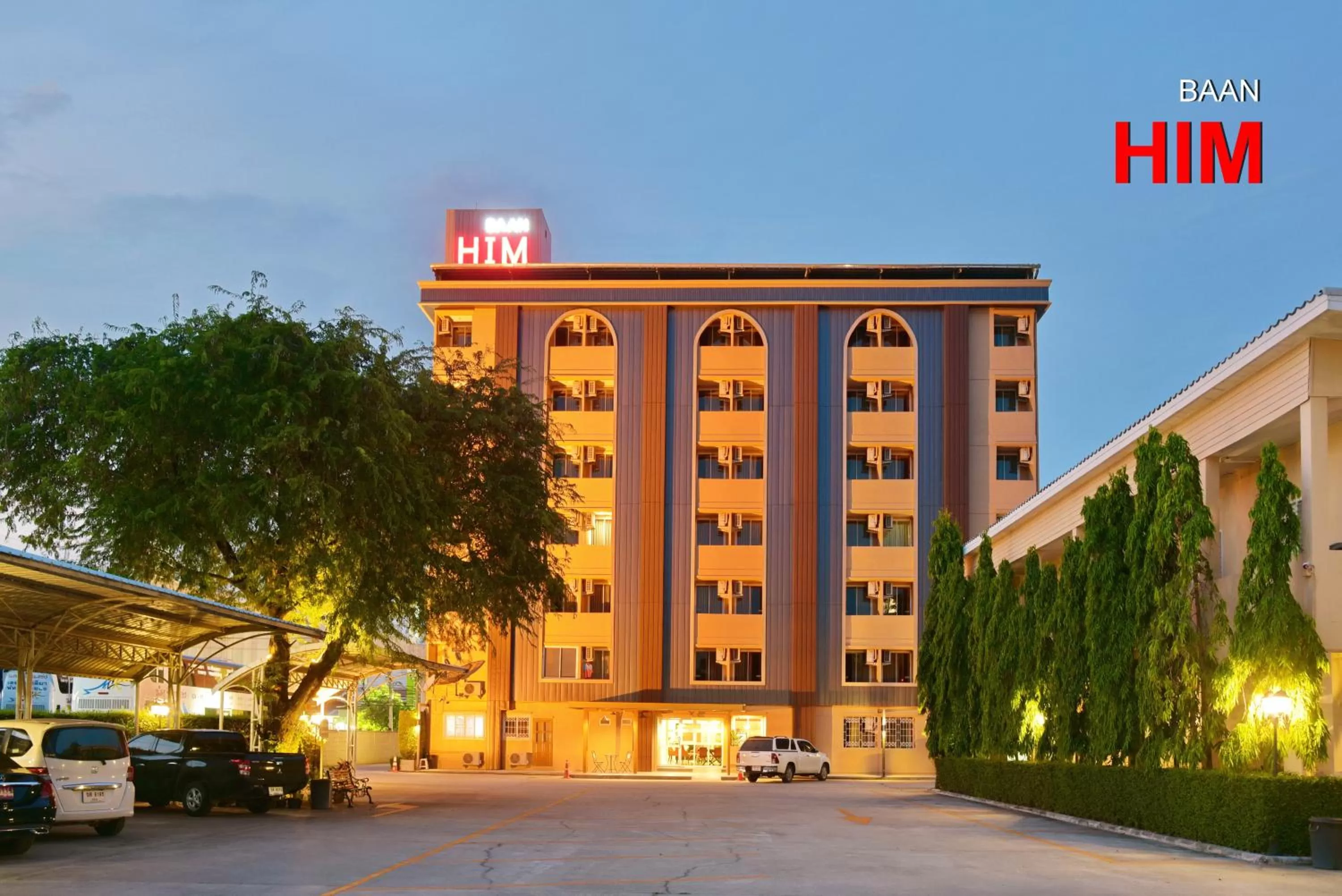 Property building in BaanHim