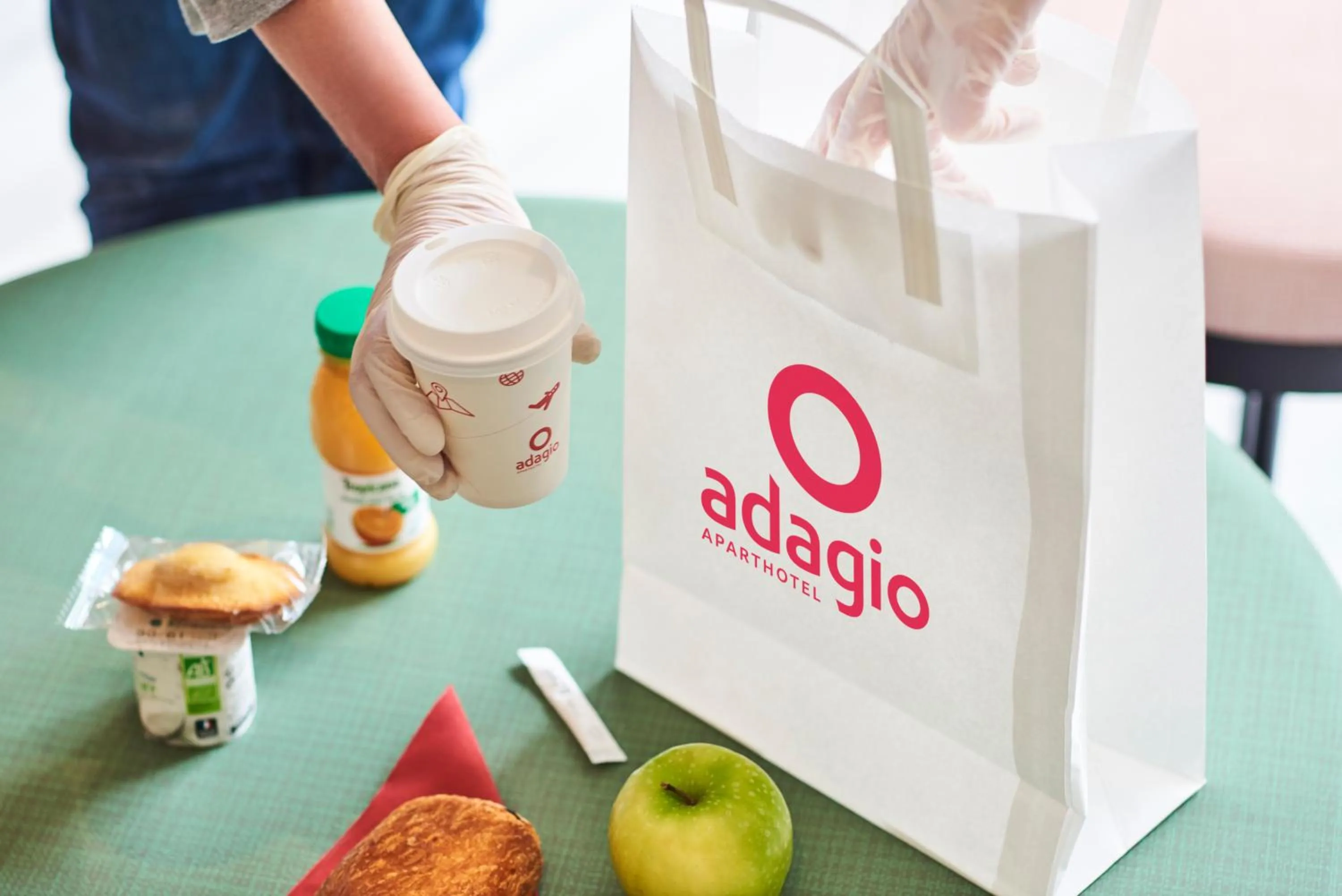 Breakfast in Aparthotel Adagio Access Paris La Villette