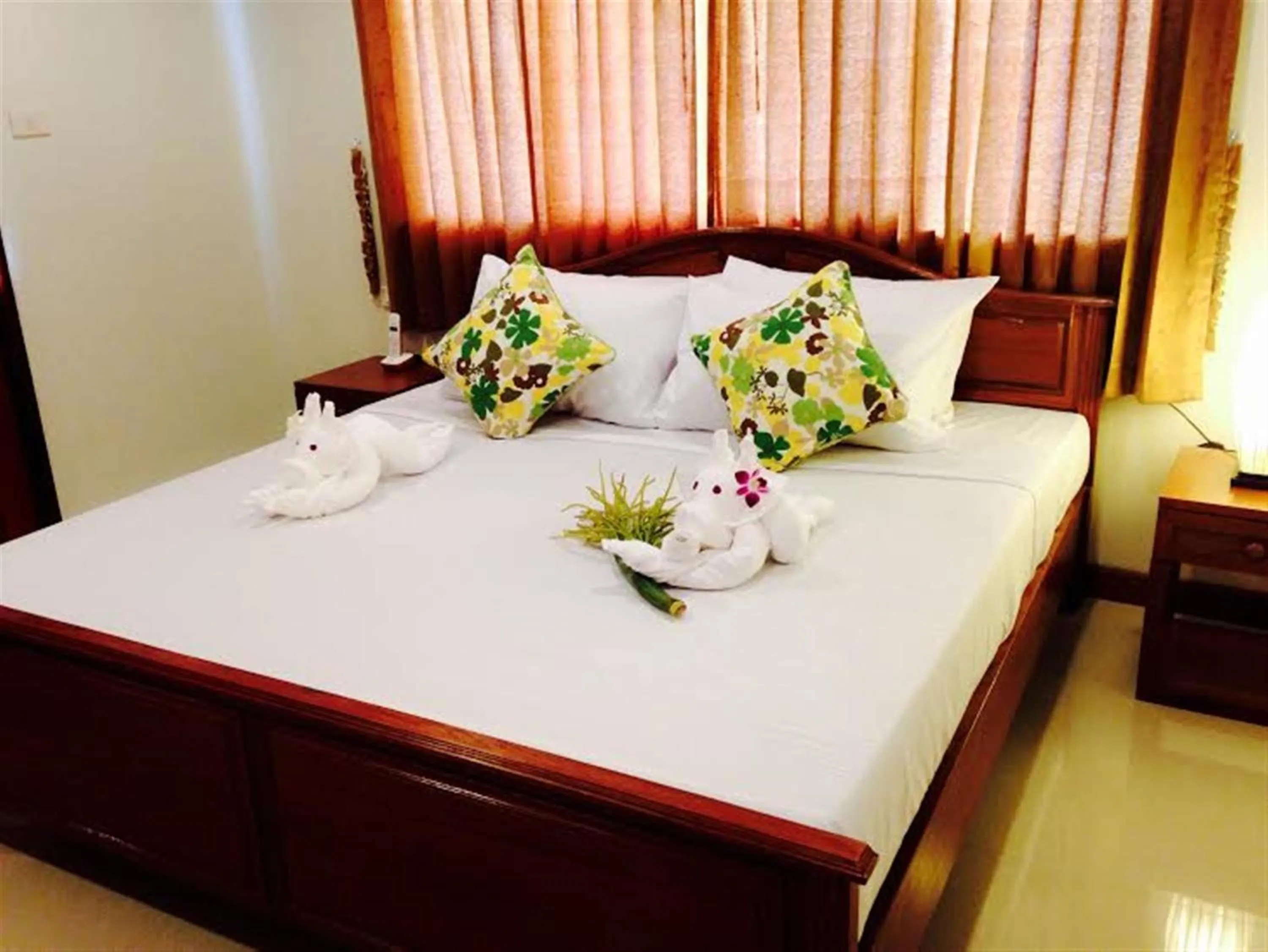 Bedroom, Bed in Siray House