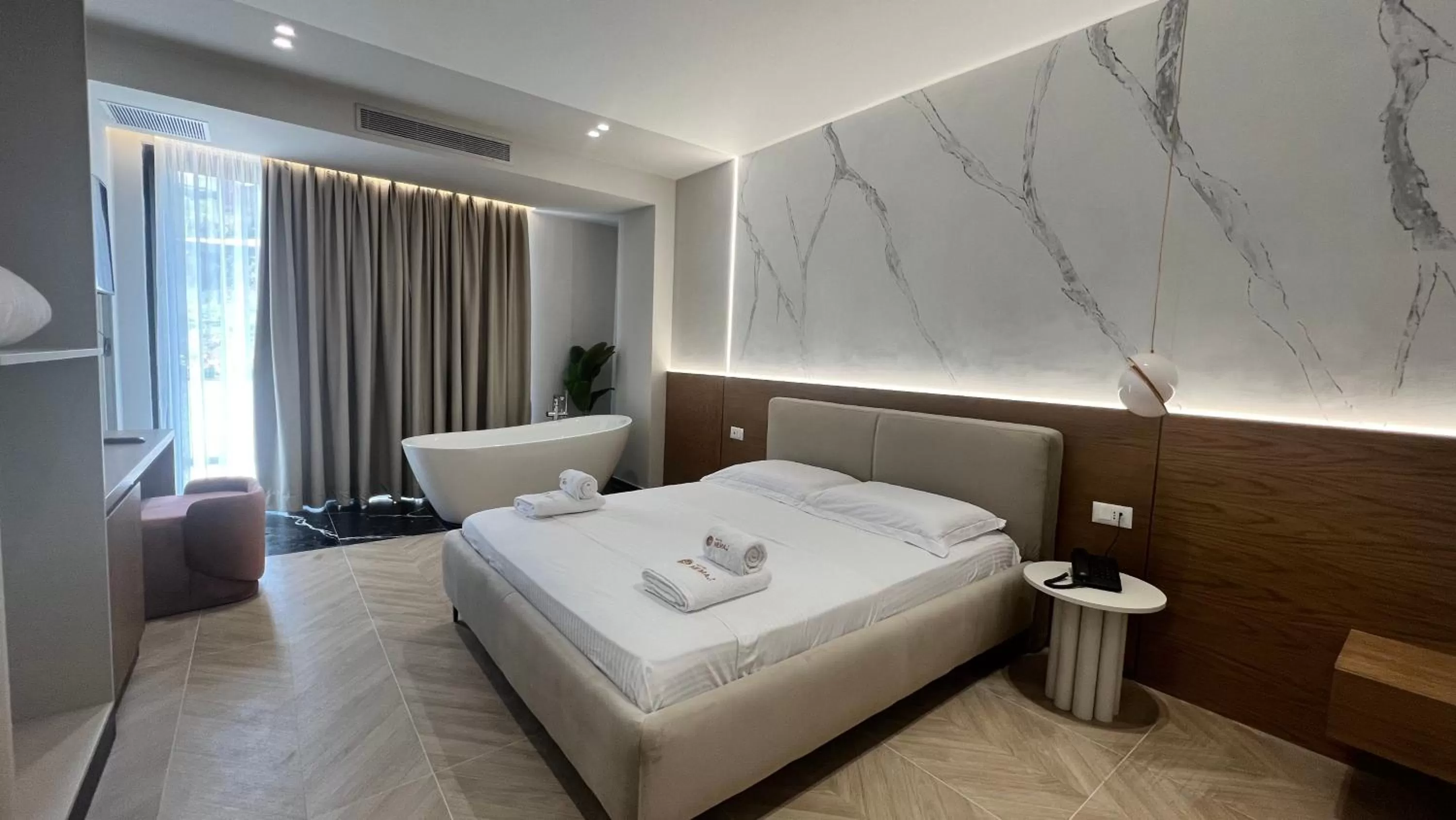 Photo of the whole room, Bed in Hotel Memaj