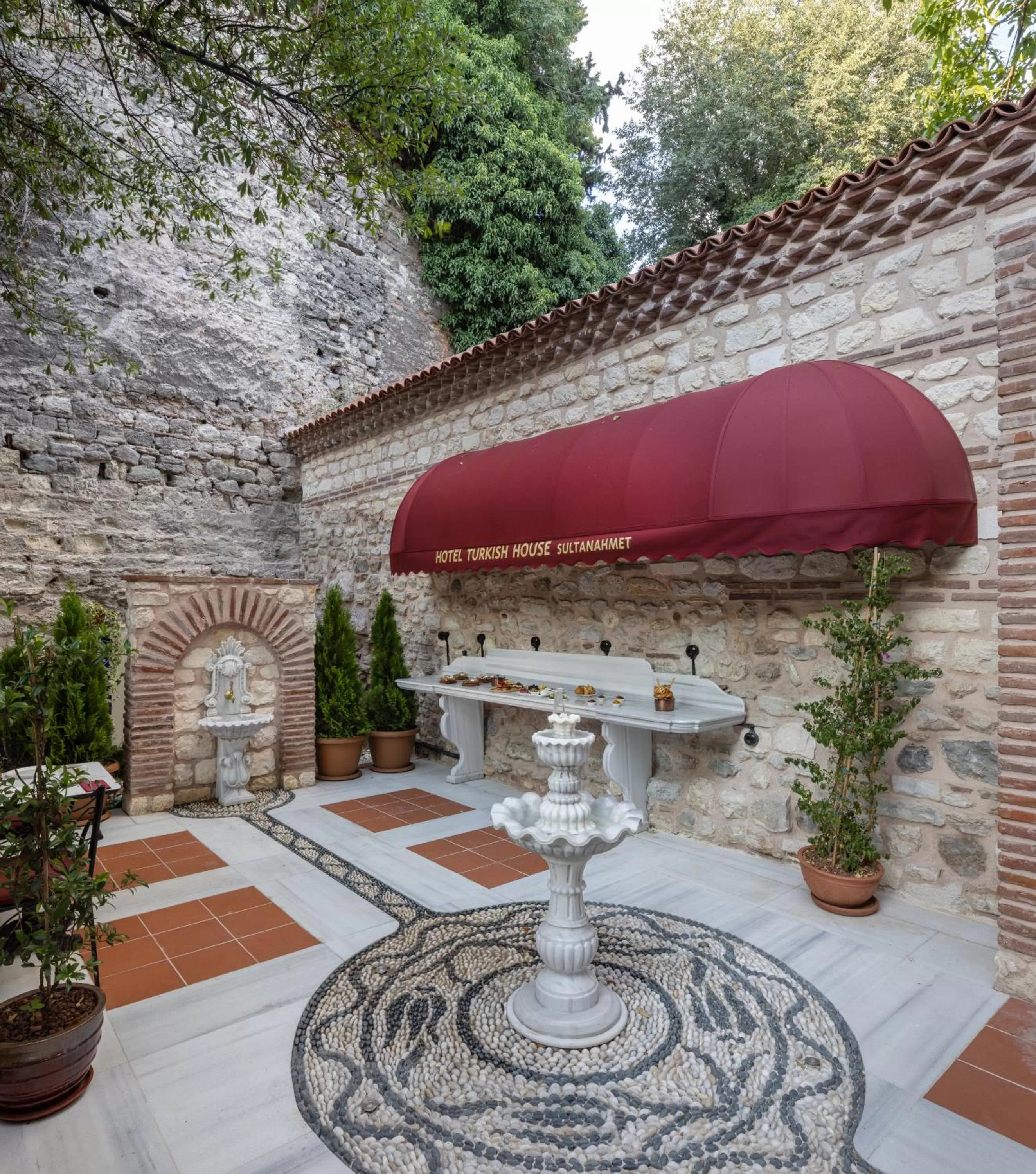 Garden in Hotel Turkish House