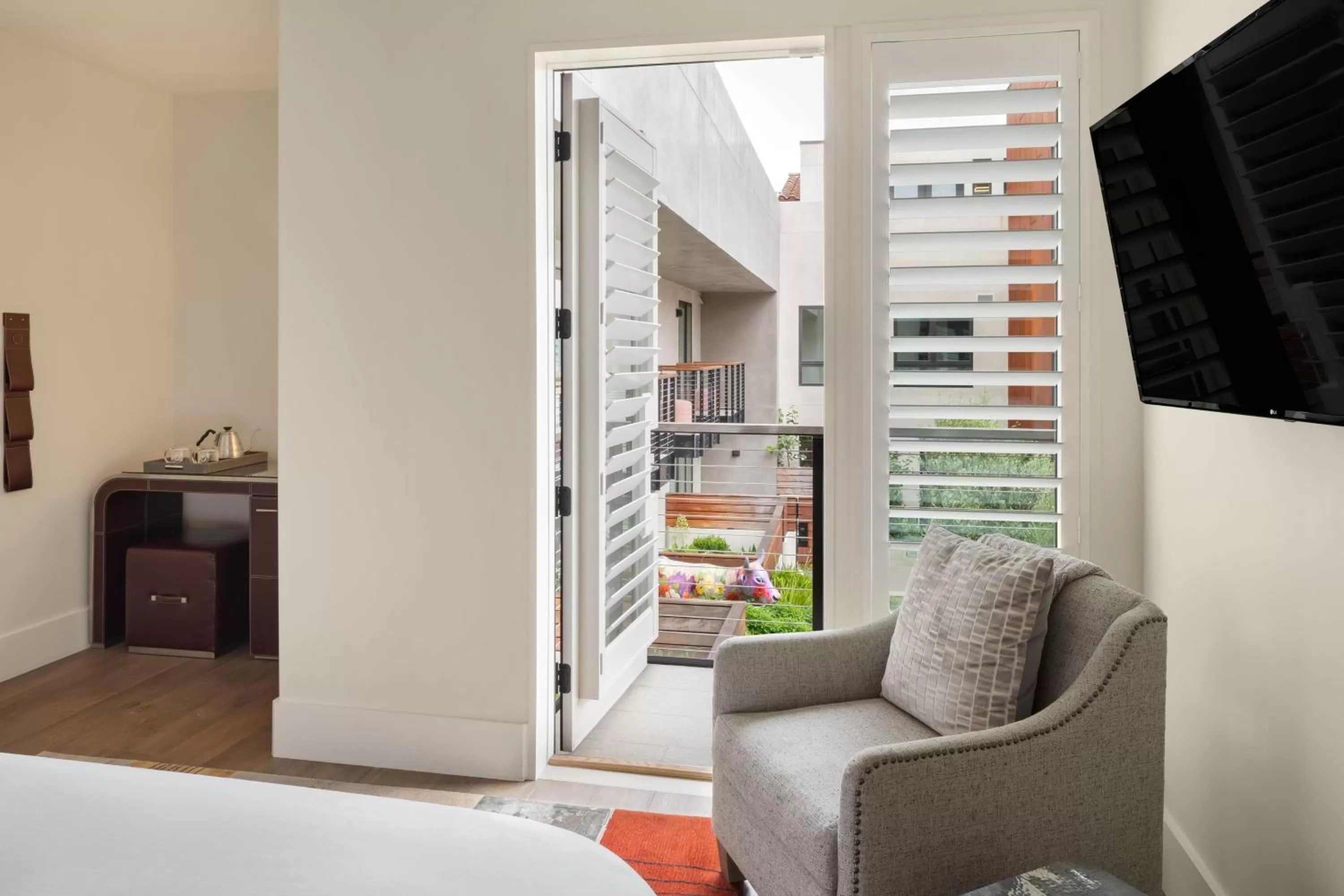 Photo of the whole room, Bed in HOTEL CERRO, Autograph Collection