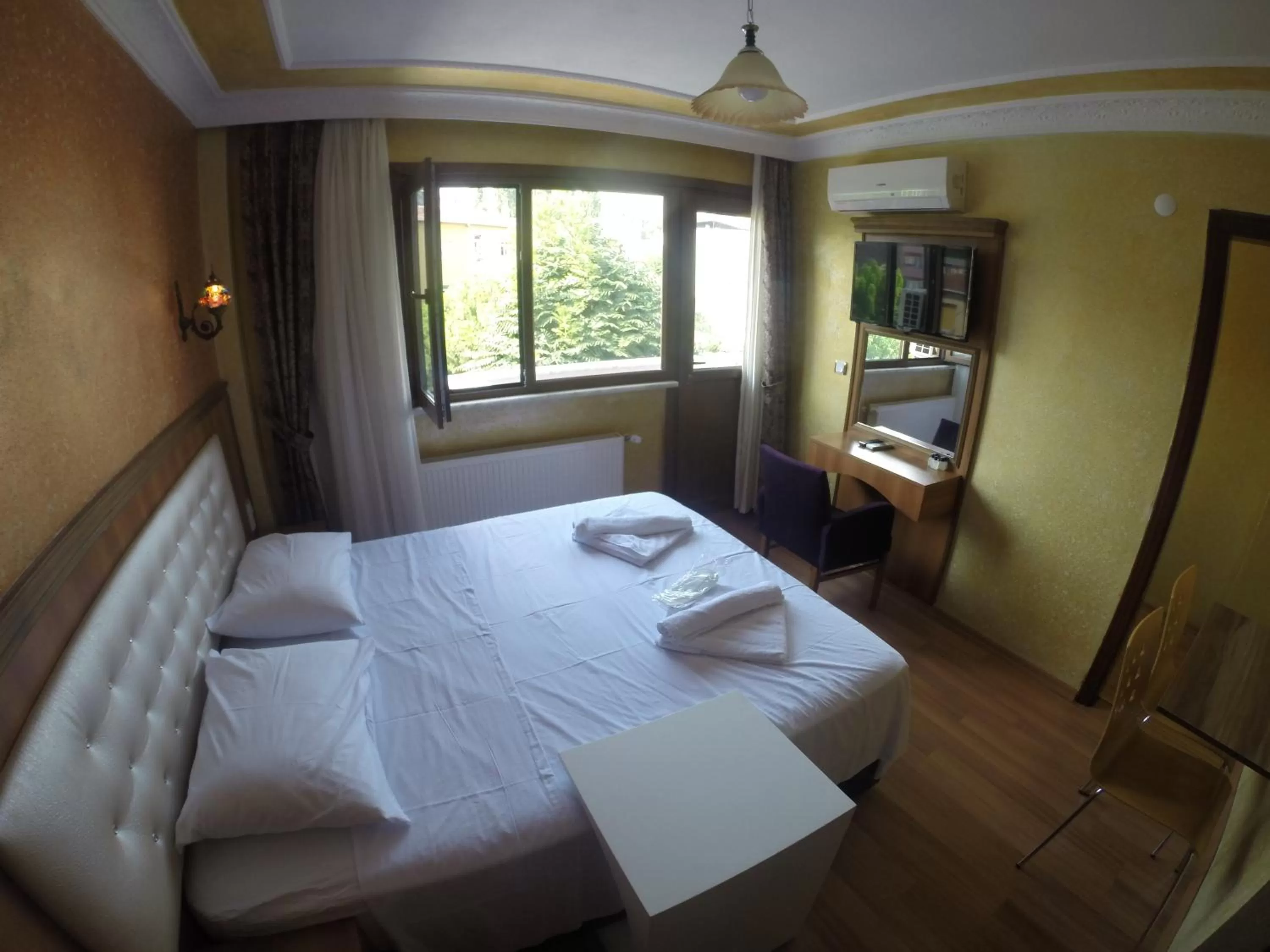 Seating area, Room Photo in Arat Apartments