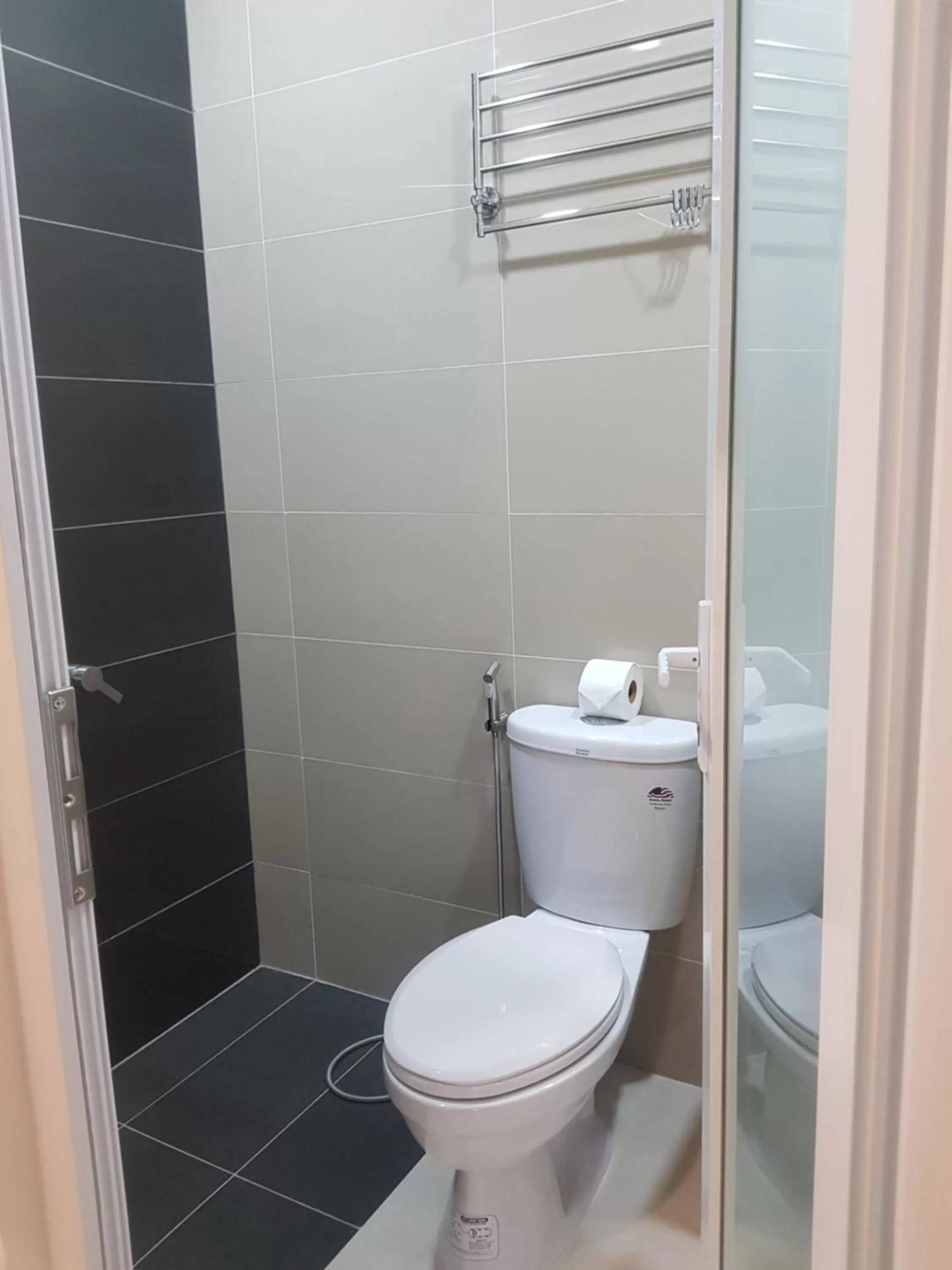 Shower in Victory Airport Hotel