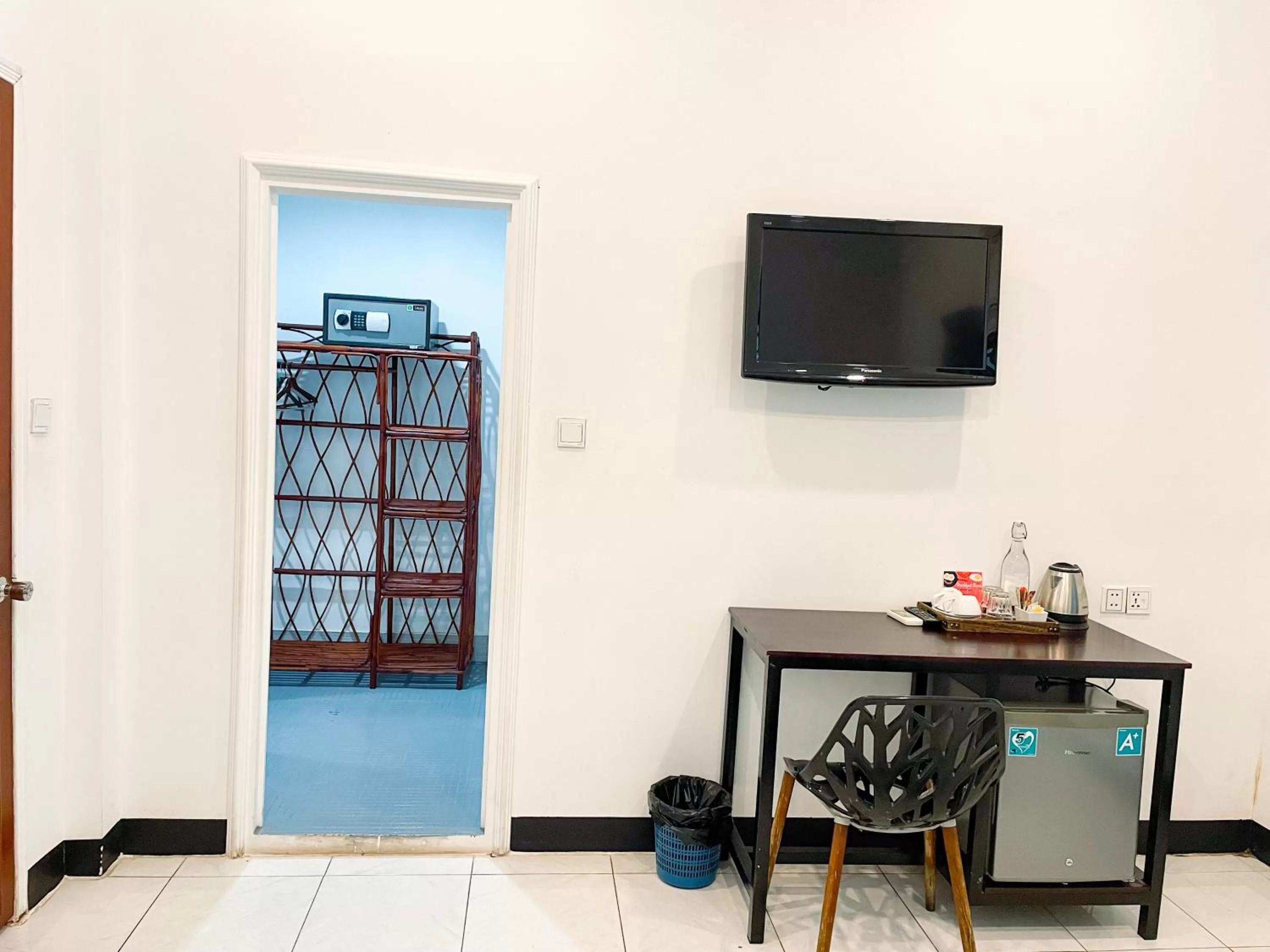 Property building in Birdcage Boutique