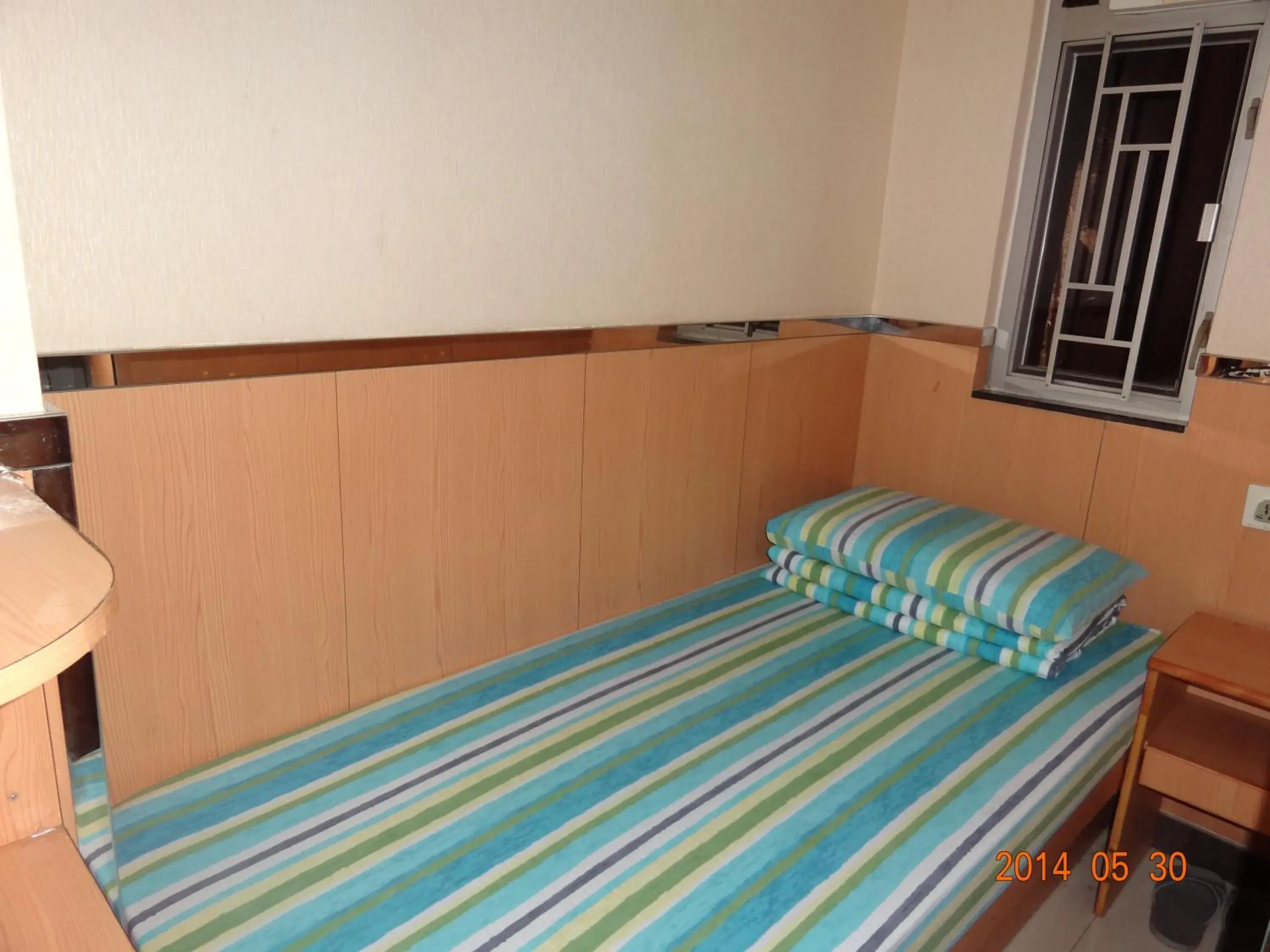 Single Room without Window in Fortune Hotel Single Room without Window in Fortune Hotel