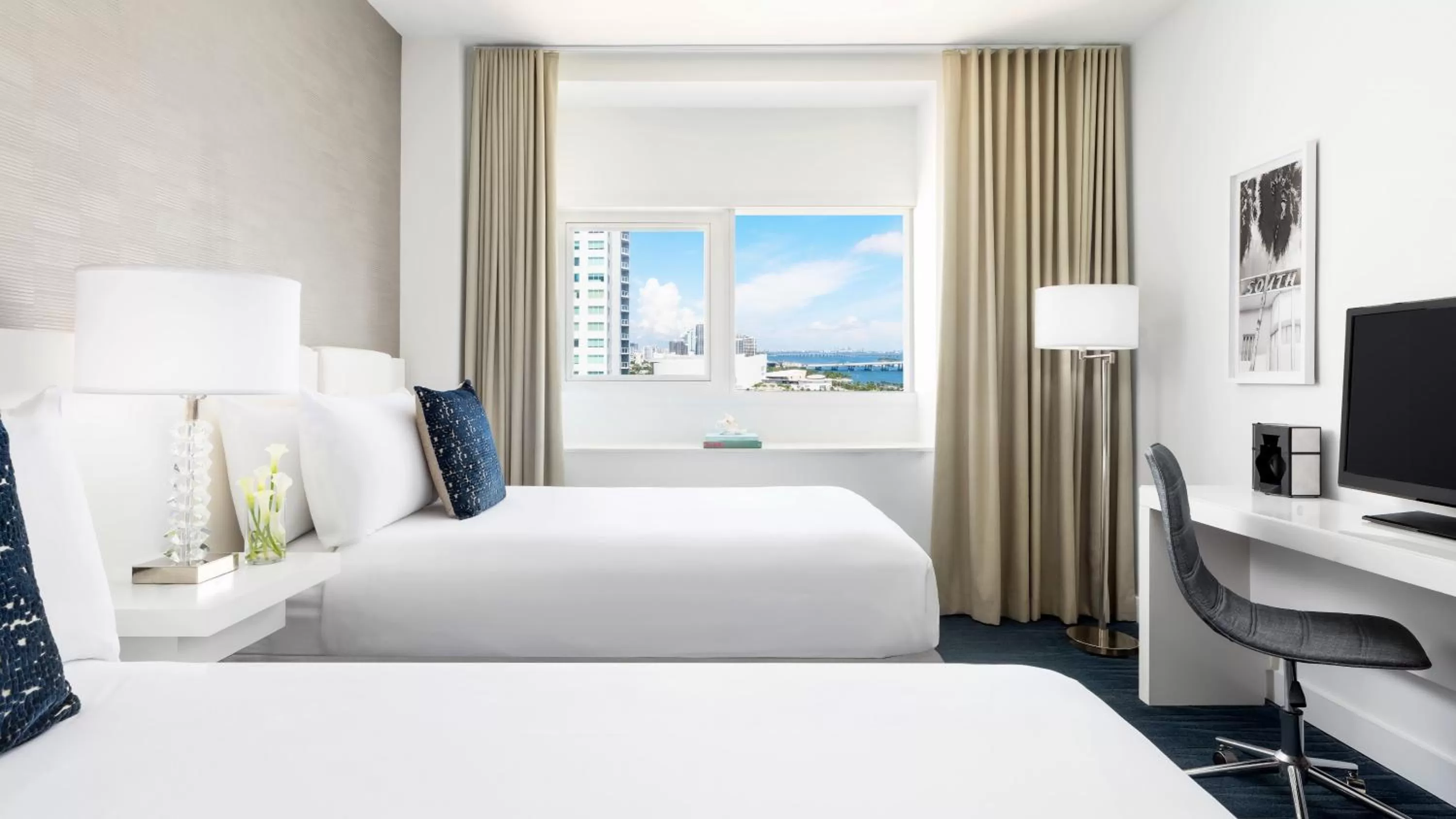 Photo of the whole room, Bed in YVE Hotel Miami
