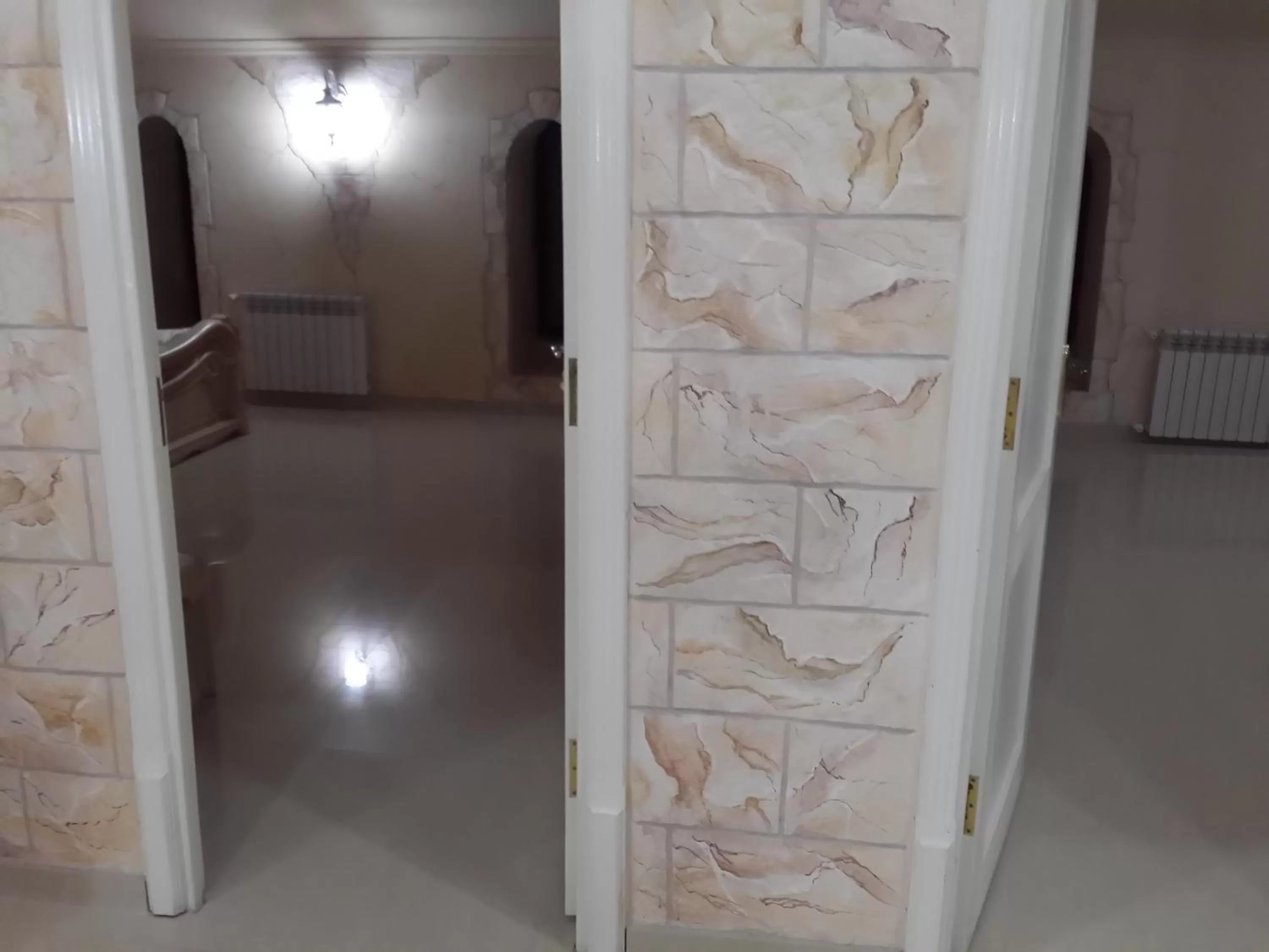 Decorative detail, Bathroom in Venezia Palazzo Hotel