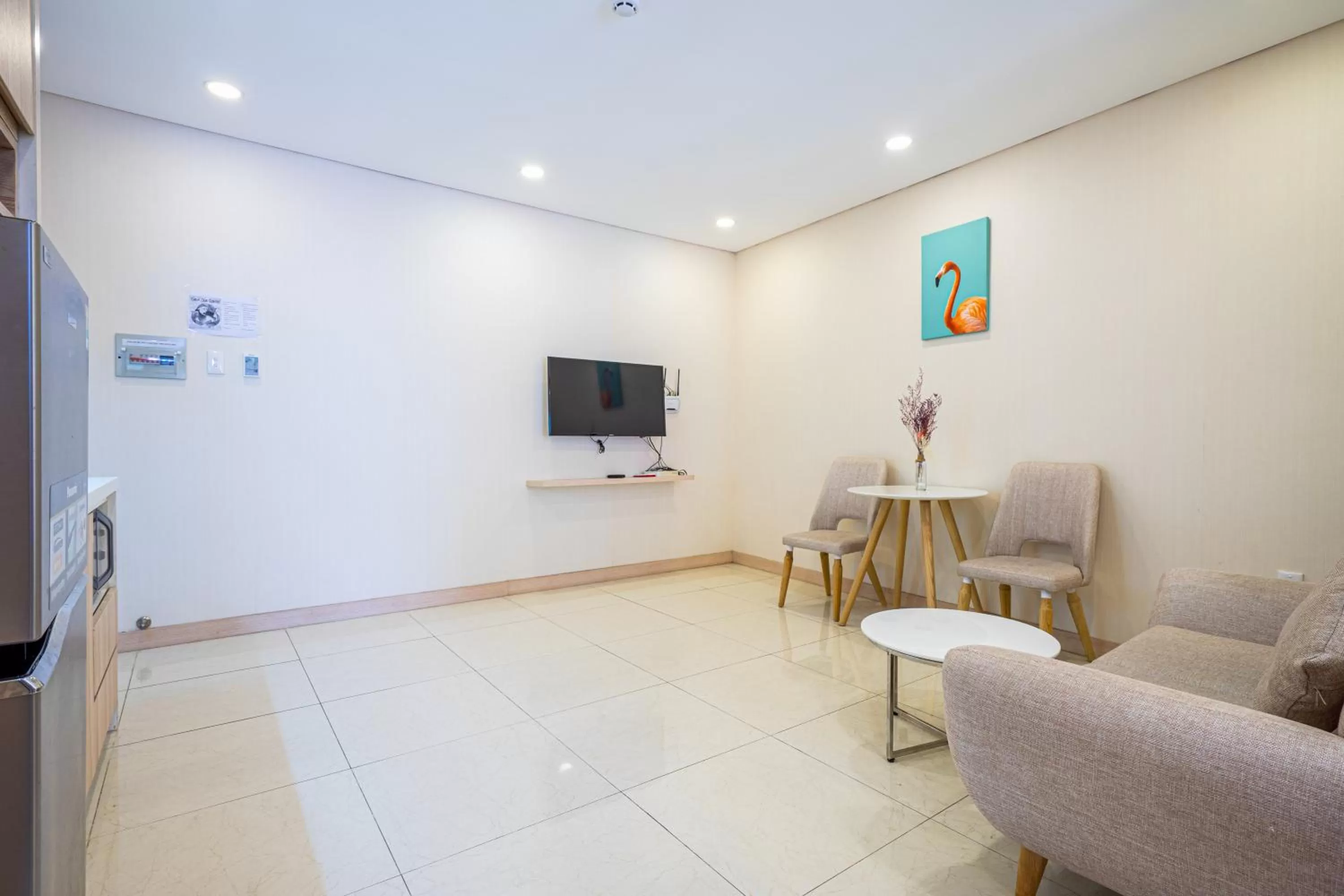 Communal lounge/ TV room, Seating Area in Luxy Park Hotel & Apartments - Notre Dame