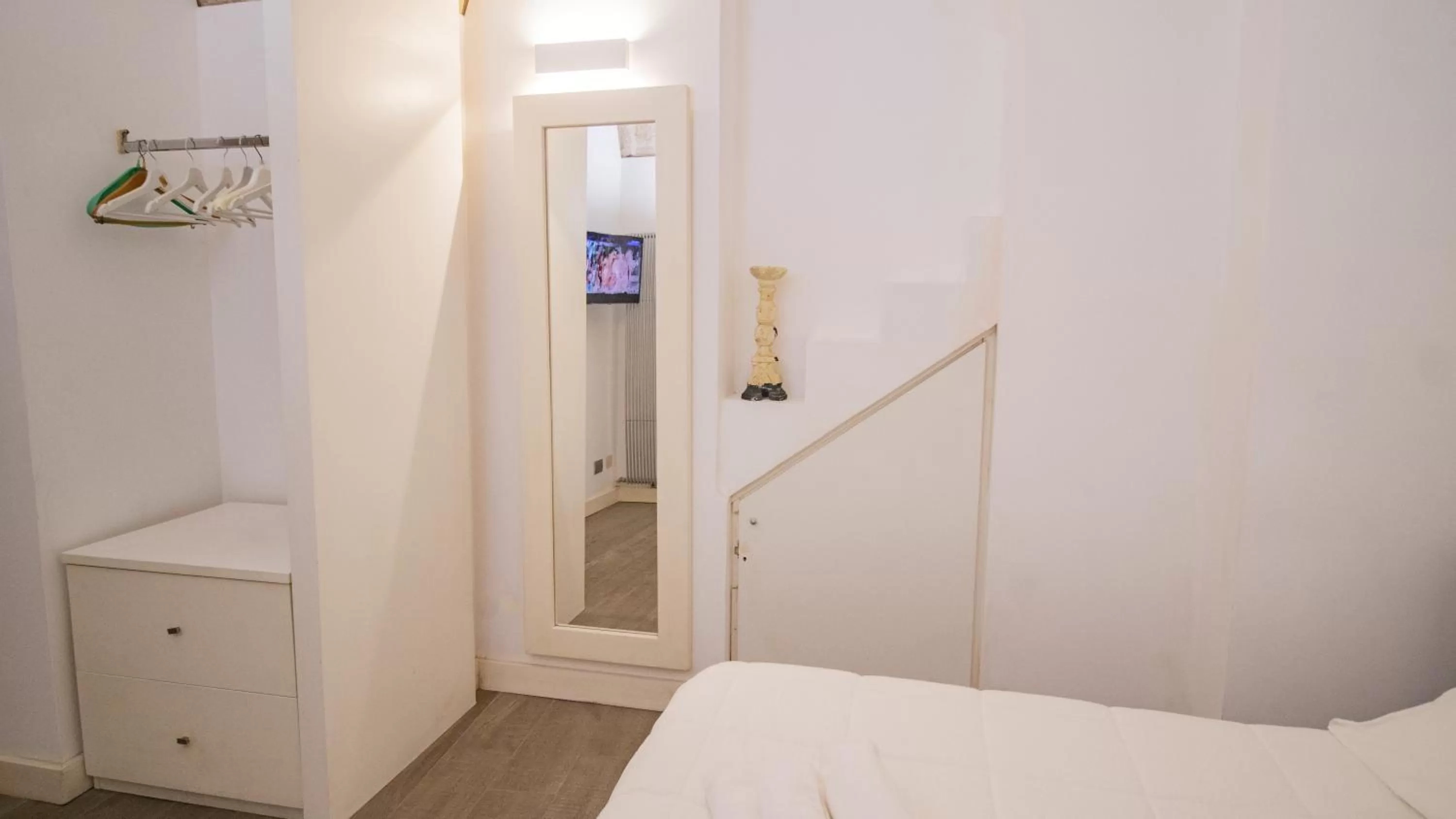 Photo of the whole room, Bed in Casa Balmes