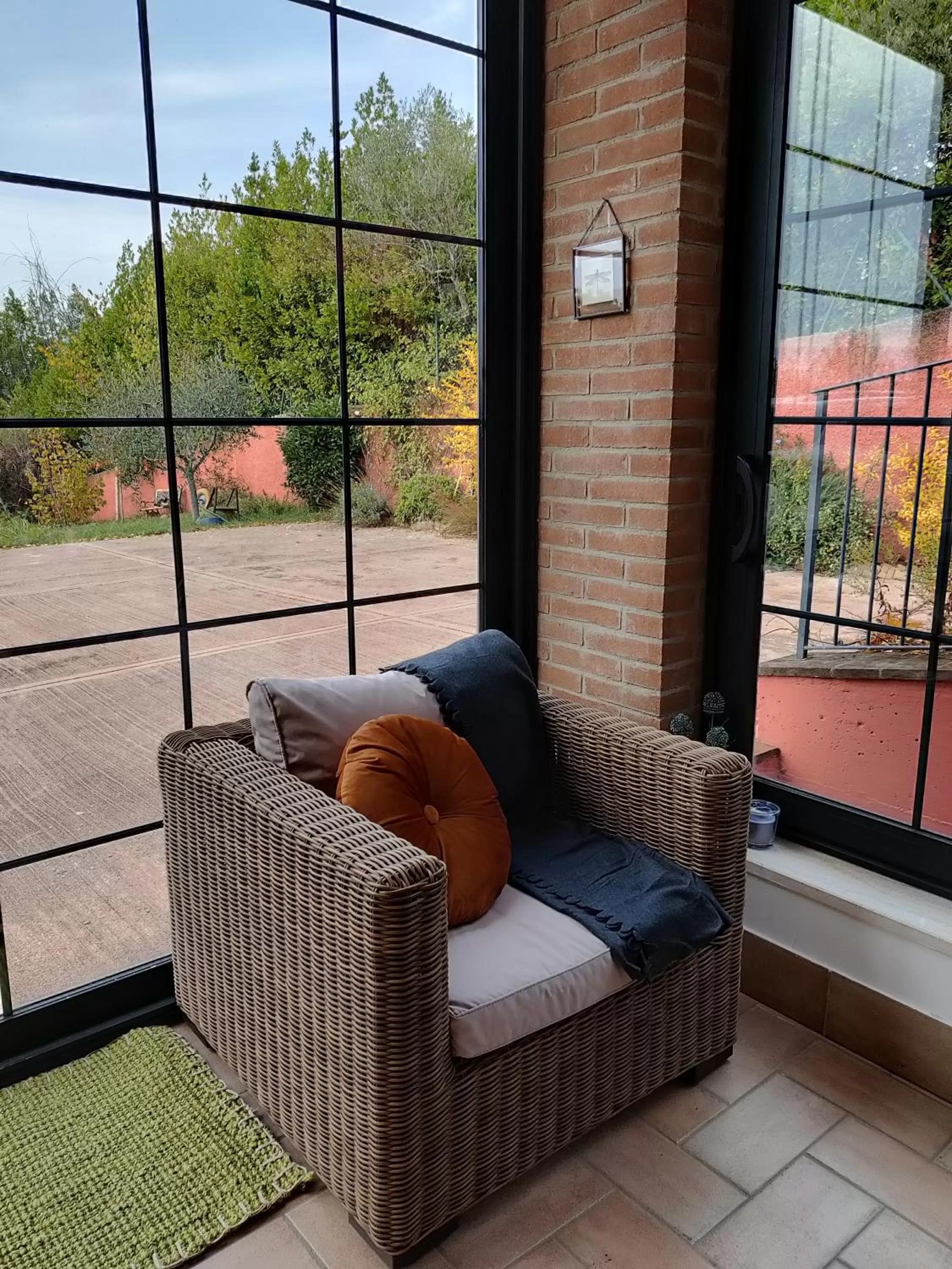 Seating Area in La Merla