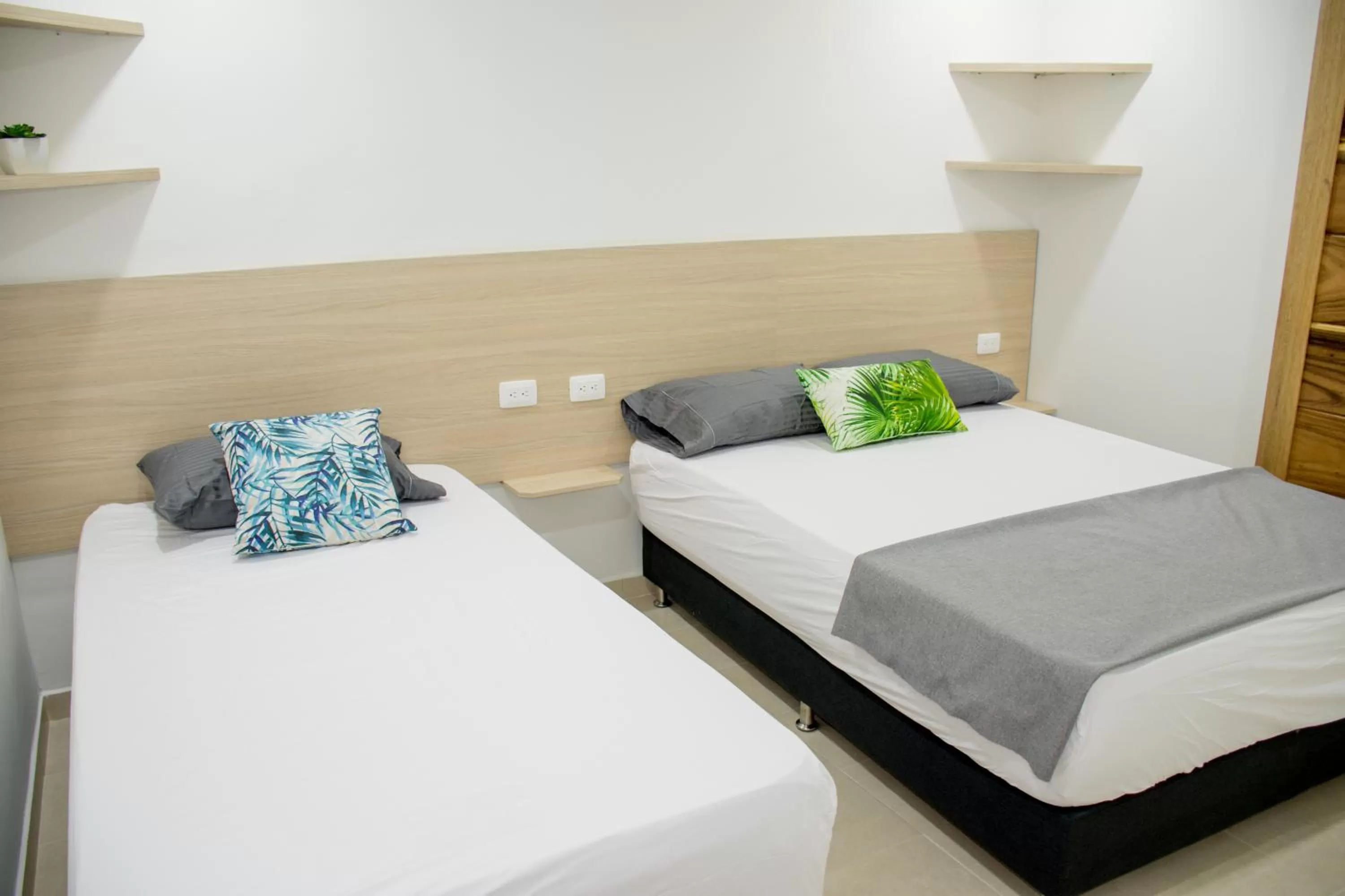 Bathroom, Bed in Stanza Hotel Monteria